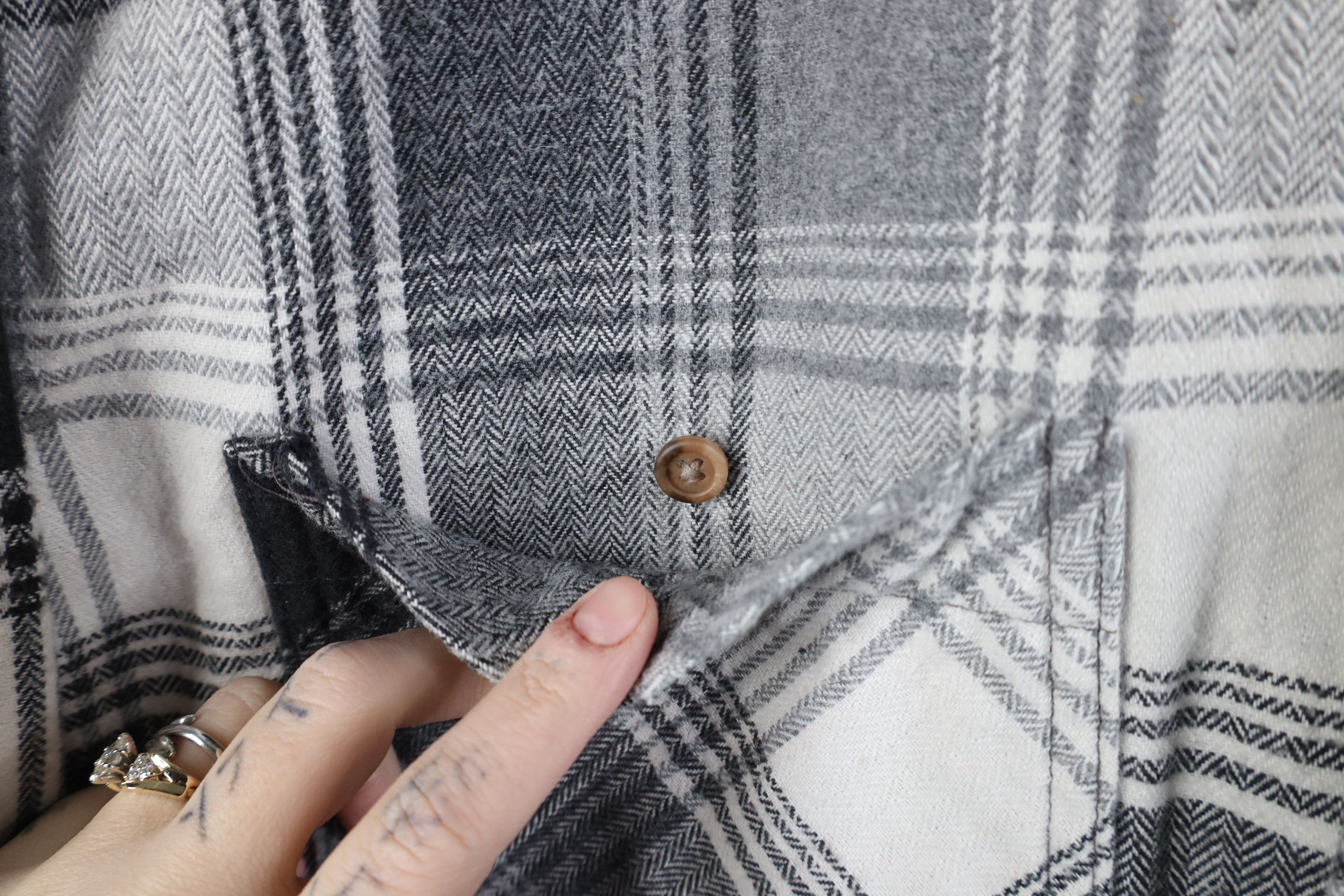 Vintage Vintage 90s Streetwear Heavyweight Button Shirt Plaid Size US L / EU 52-54 / 3 - 7 Thumbnail