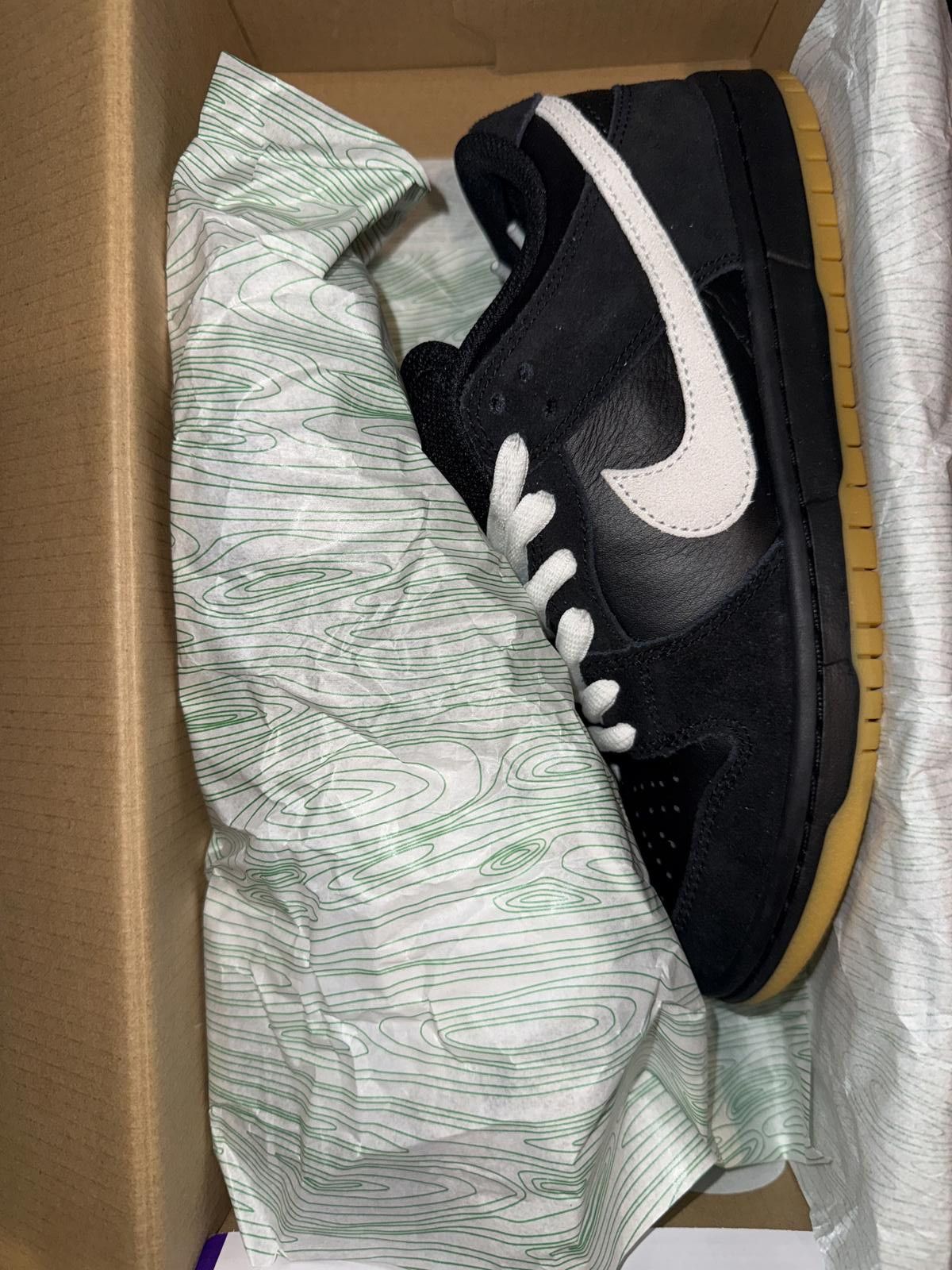 Nike Nike Men’s Dunk SB Pro Black White Gum Sample Size US 6 / EU 39 - 1 Thumbnail