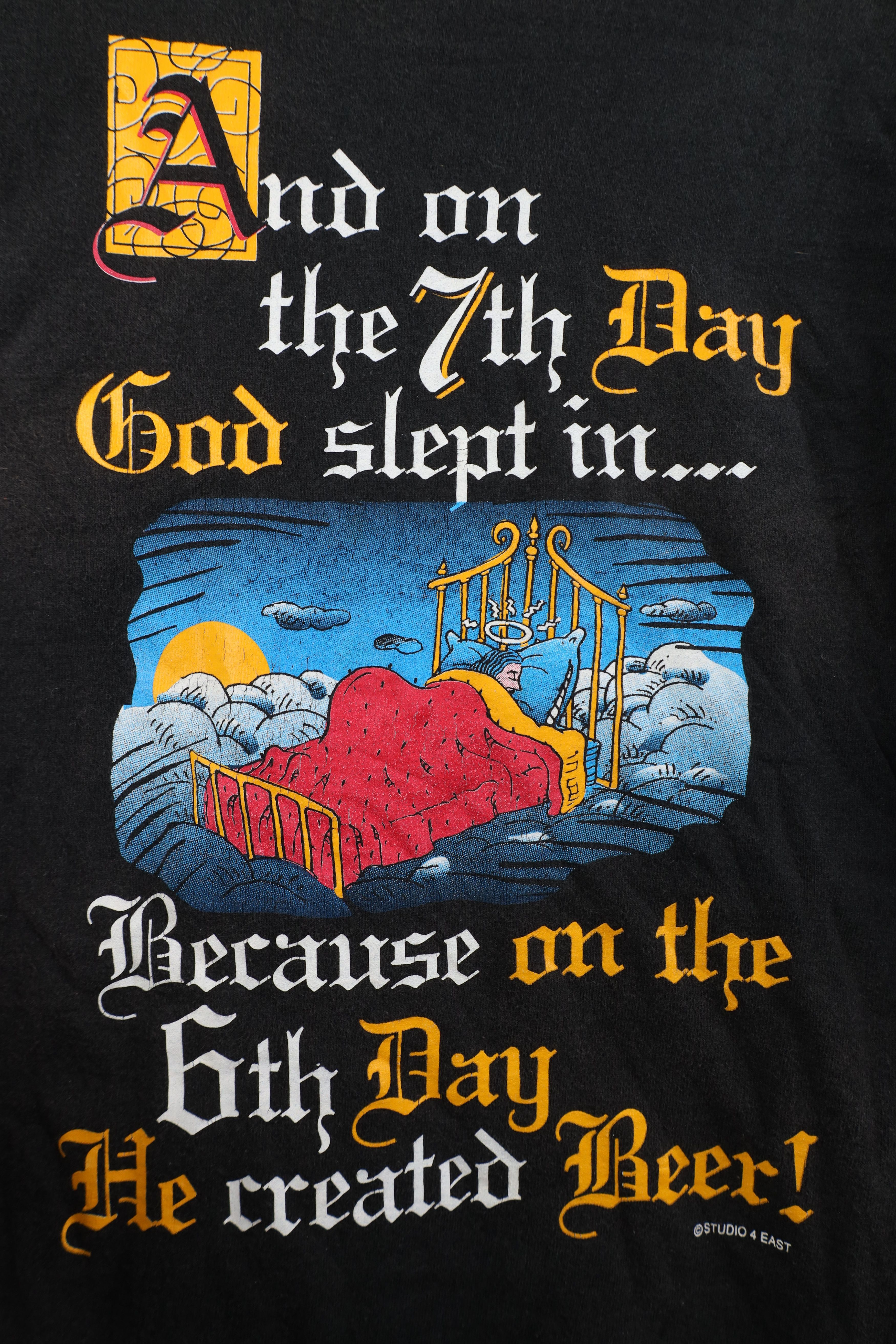 Vintage Vintage 90s God Slept In He Created Beer Funny T-Shirt USA Size US L / EU 52-54 / 3 - 4 Thumbnail