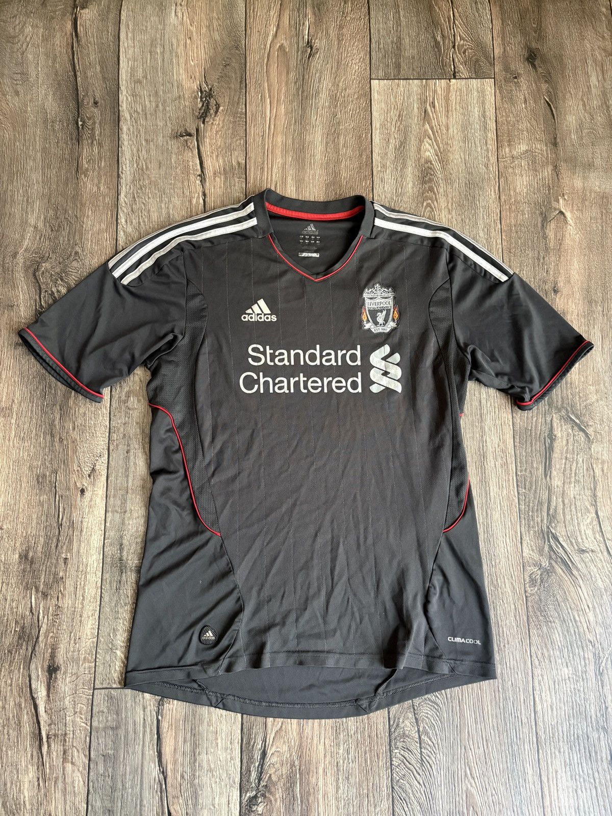 Adidas Liverpool FC Away 2011/2012 Football Adidas Soccer Jersey Size US M / EU 48-50 / 2 - 1 Thumbnail