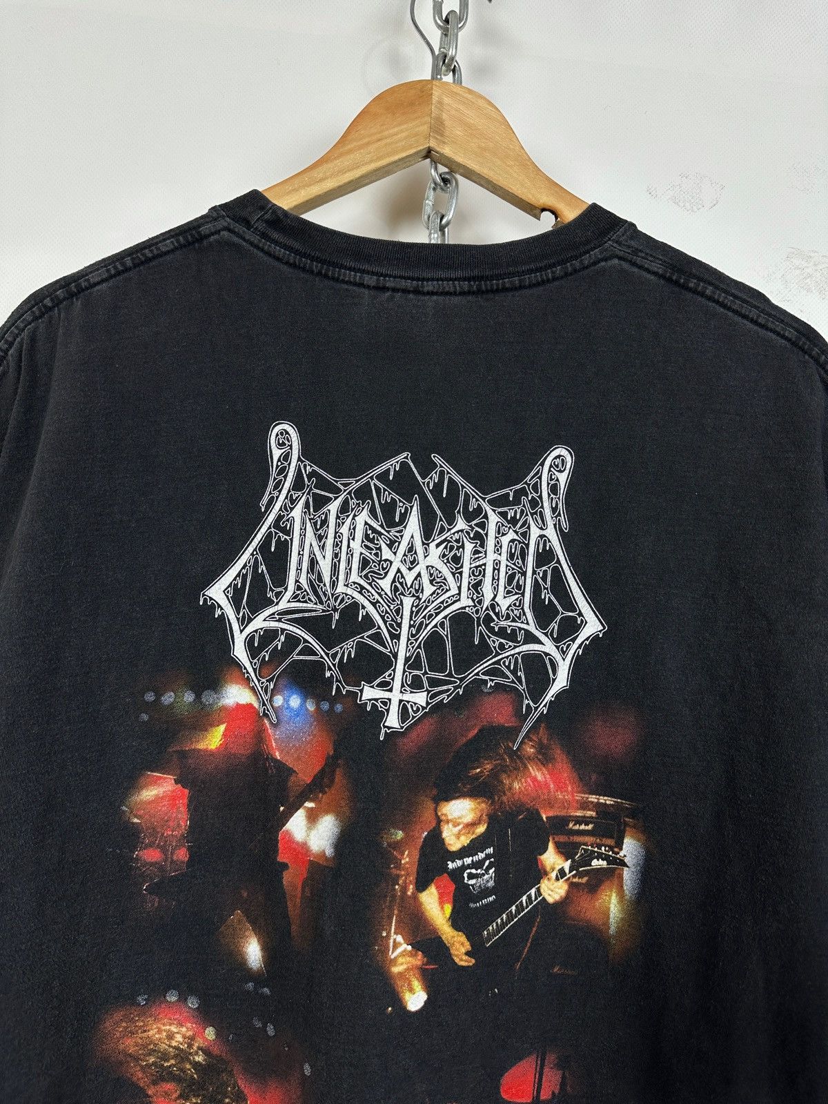 Band Tees 2005 Vintage Unleashed Death Metal Victory Band T-Shirt Size US XL / EU 56 / 4 - 14 Thumbnail