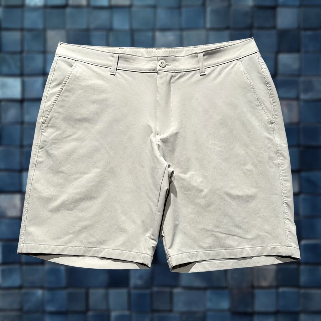 Under Armour Under Armour Shorts Mens 40 Beige Golf Stretch Athletic Performance Outdoor Gray Size US 40 / EU 56 - 1 Thumbnail