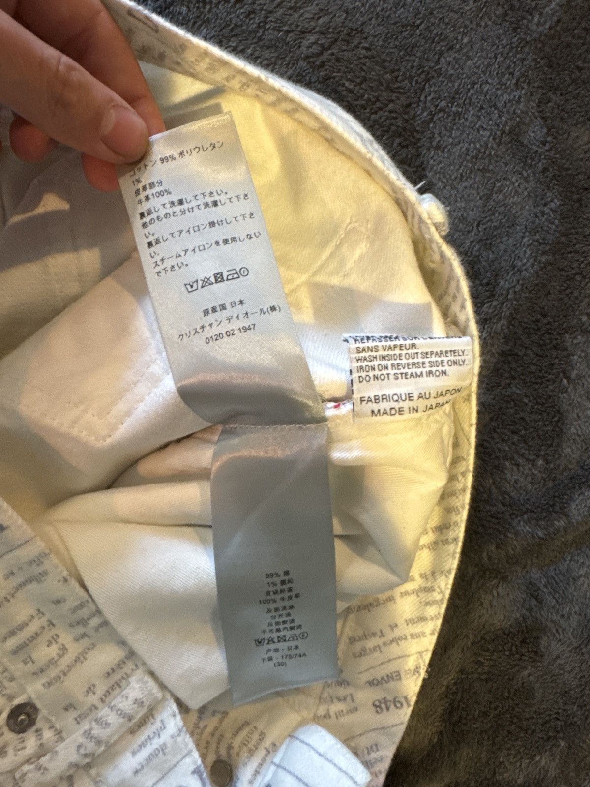 Dior Dior newspaper jeans Size US 30 / EU 46 - 12 Thumbnail