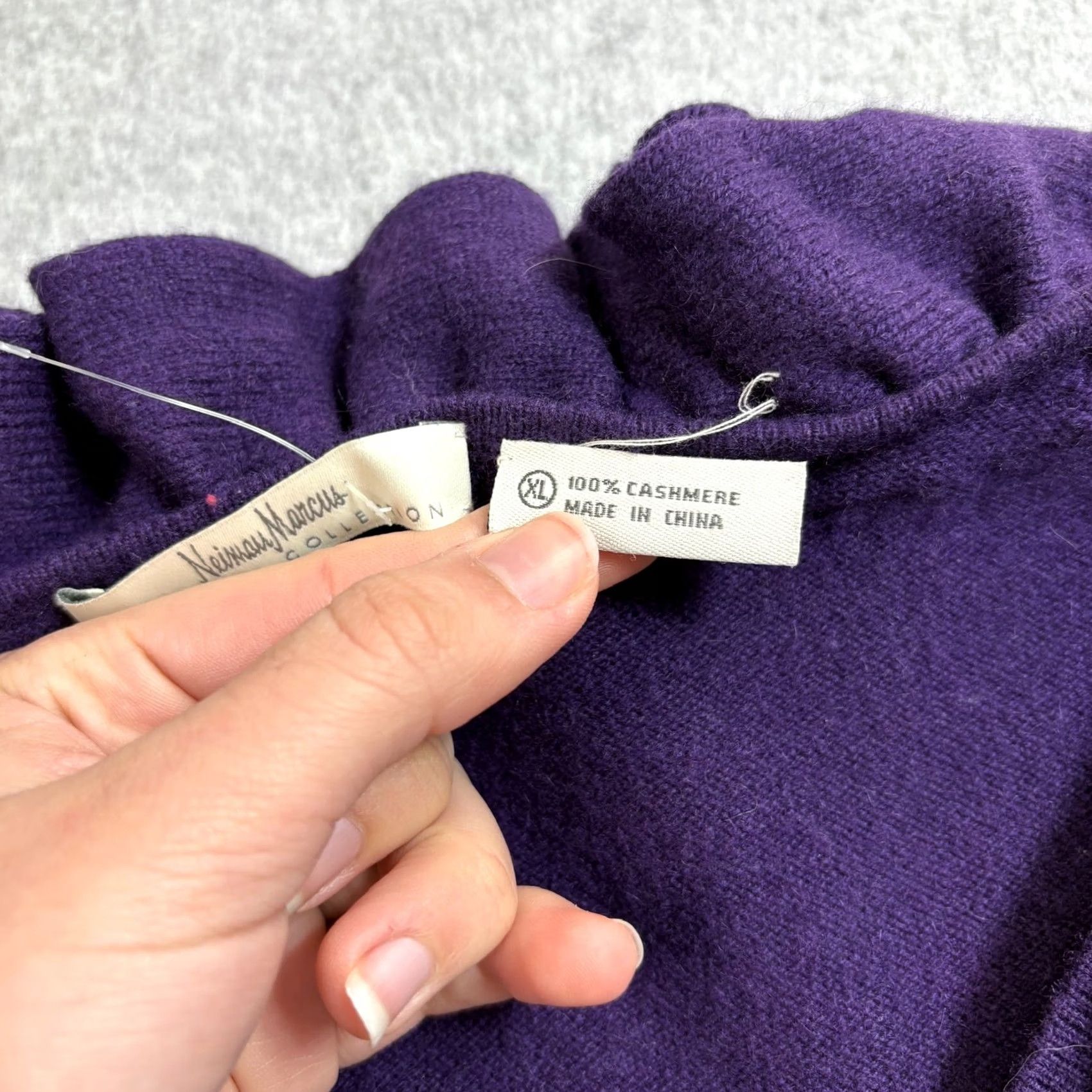 Neiman Marcus Neiman Marcus Cashmere Sweater Woman XL Purple Ruffle Quiet Luxury Heritage READ Pullover Crew Neck Long Sleeve Knit Solid Vintage: No Size XL / US 12-14 / IT 48-50 - 4 Thumbnail