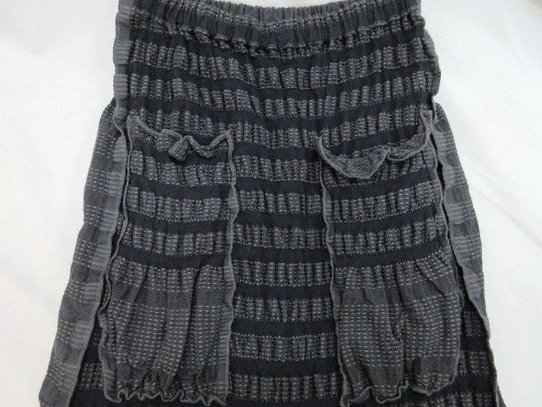 Issey Miyake Issey Miyake size:2 Black double-sided pleated striped lon Size 22" - 3 Thumbnail