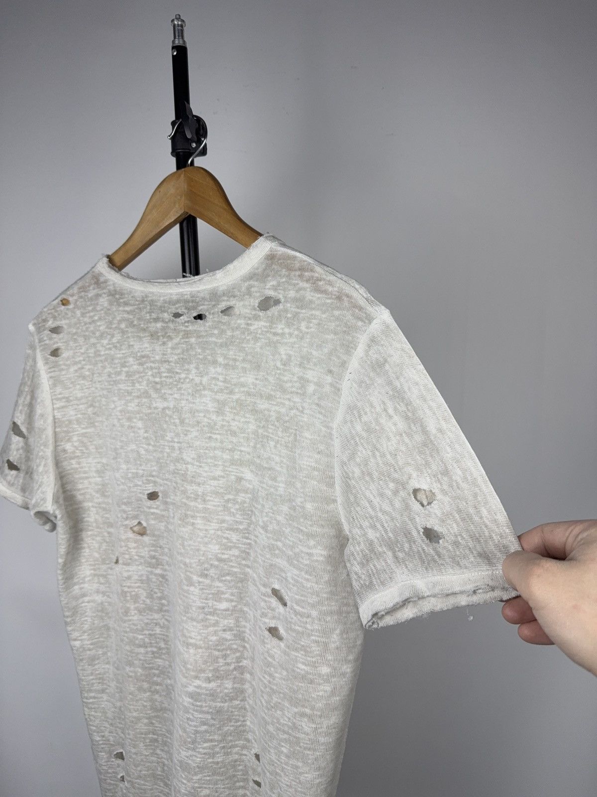 Japanese Brand Retro 00s Distressed Lion Chain Print T-Shirt Gold Baroque Size US M / EU 48-50 / 2 - 11 Thumbnail