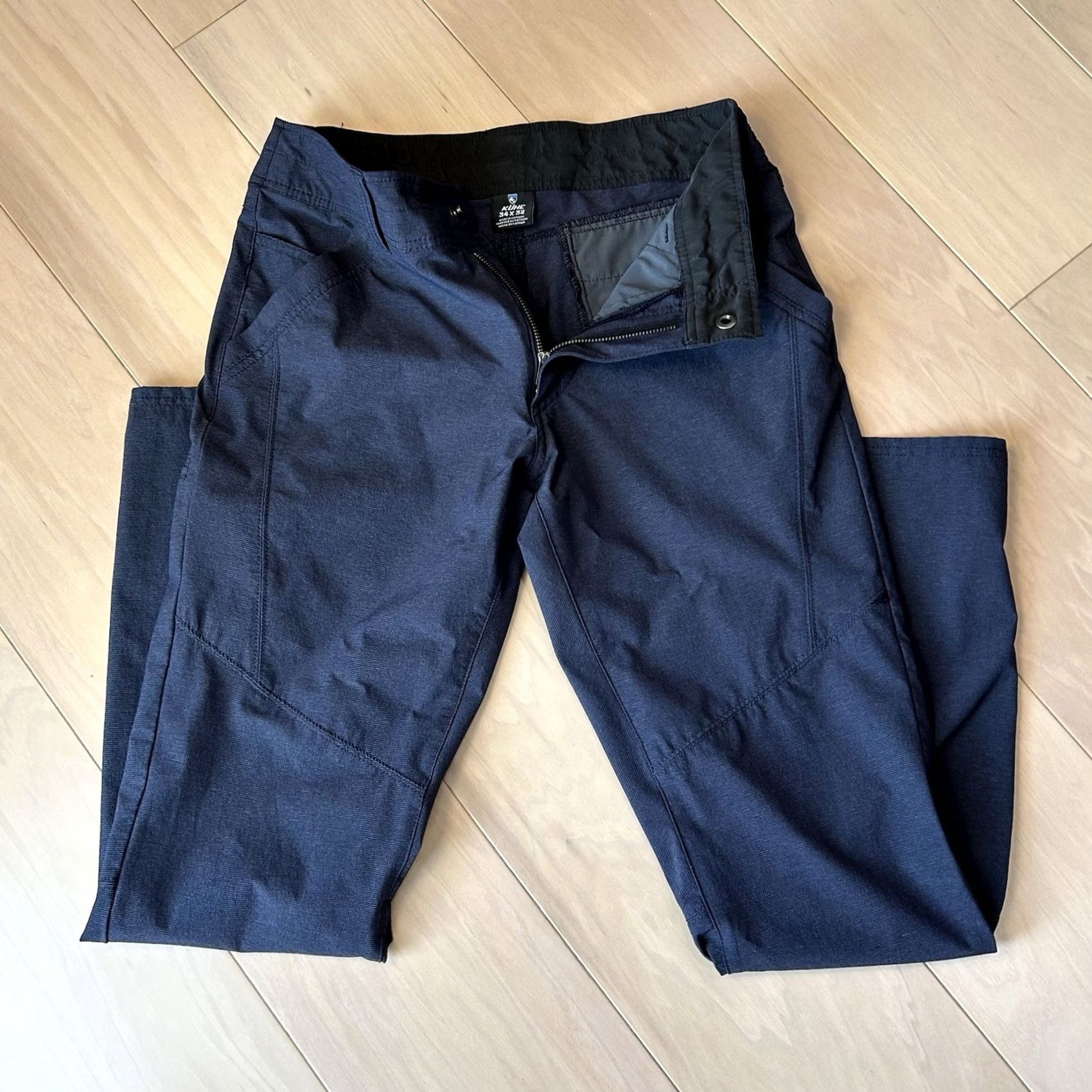 Vintage Kuhl DECEPTR Pant In Blue Mens 29x31 Chino Zip Pocket UV Protection Media Pocket Pockets Tapered Regular Rise 10-12in Knit Nylon Blend Width Slim Fit Size US 29 - 4 Thumbnail