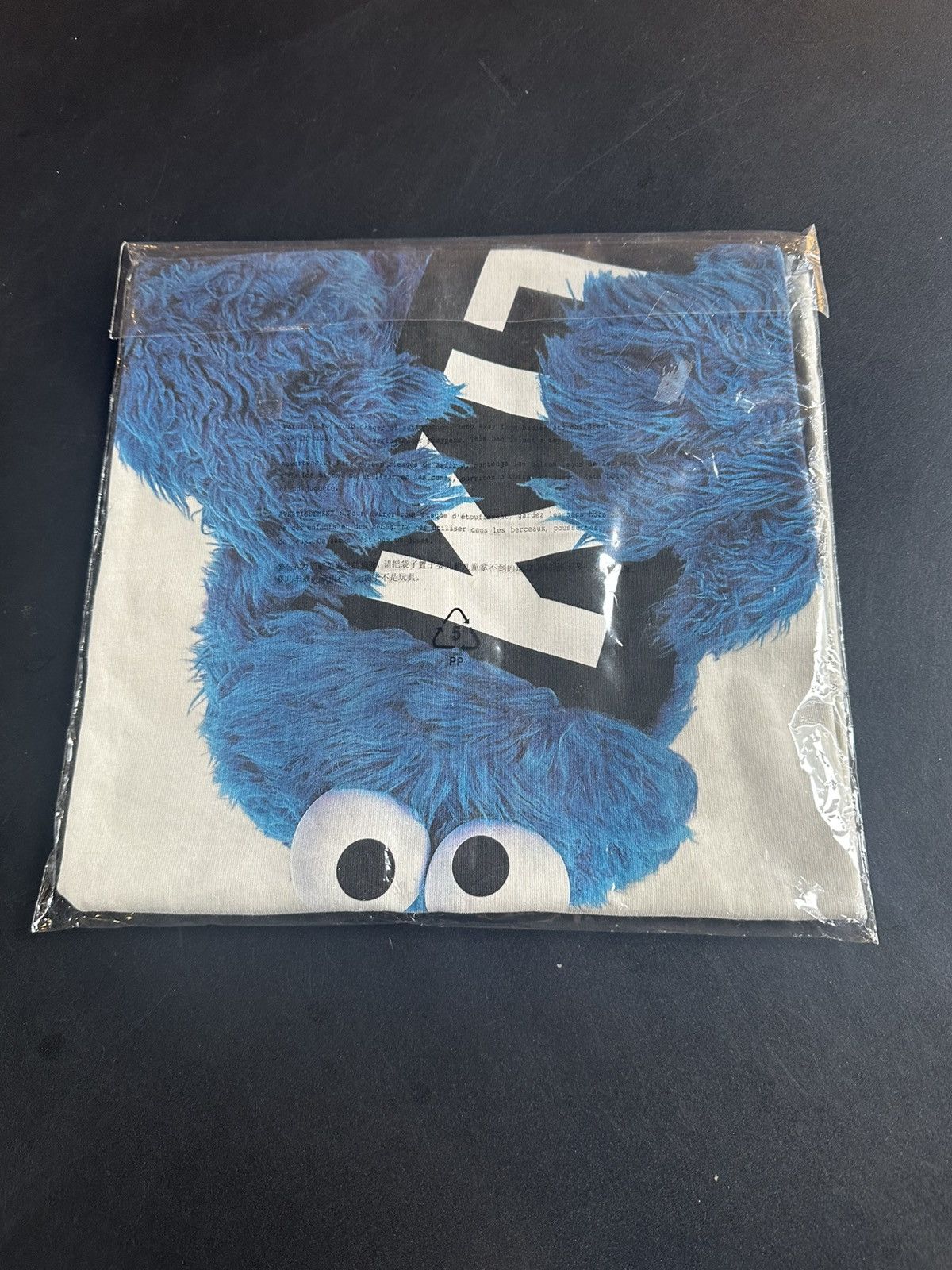 Kith × Ronnie Fieg × Streetwear Kith for Sesame Street Cookie 