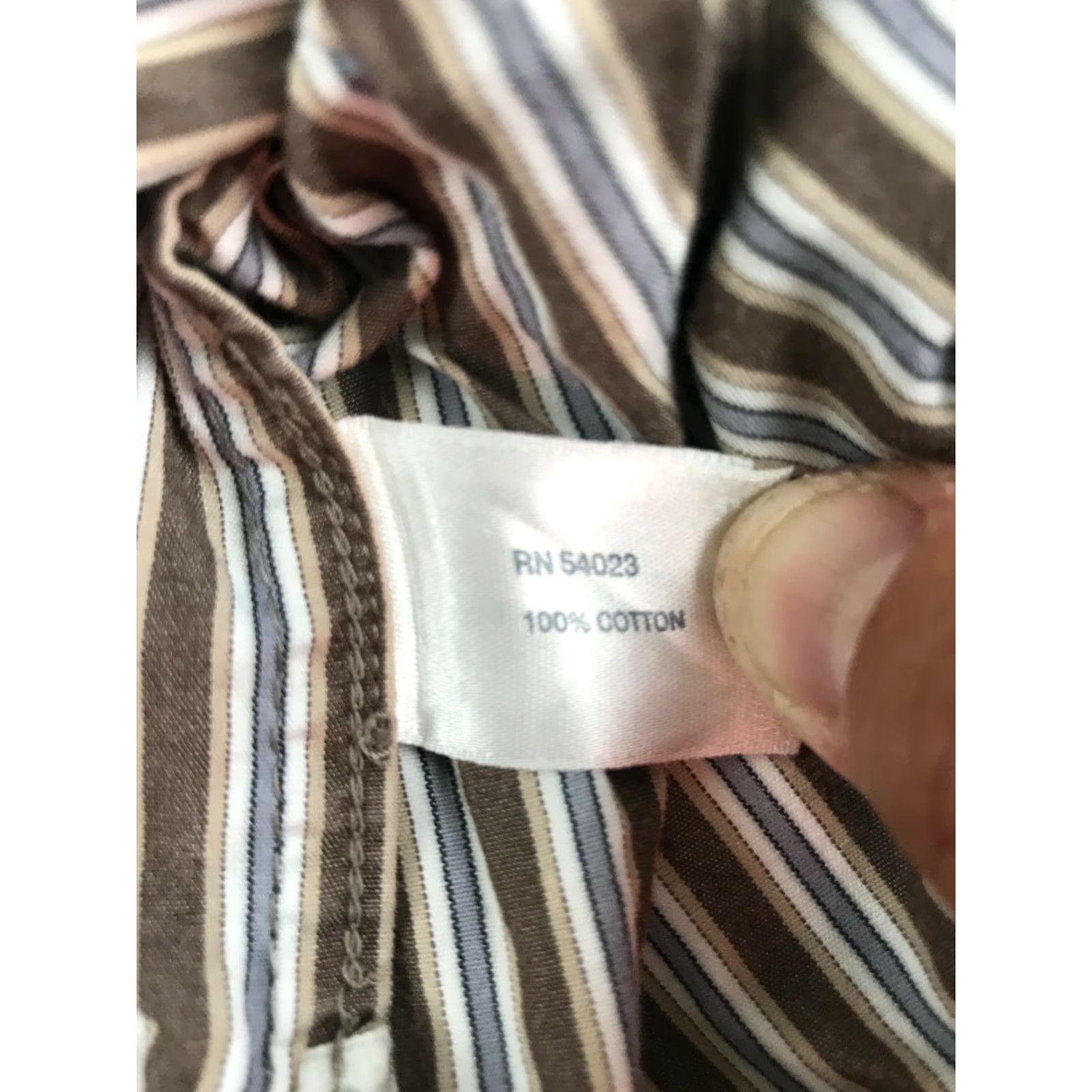Gap VINTAGE Gap Dress Shirt Mens Size M 15-15 1/2 Button-Down Long Sleeve Brown Striped Non-Iron Size 40R - 6 Thumbnail