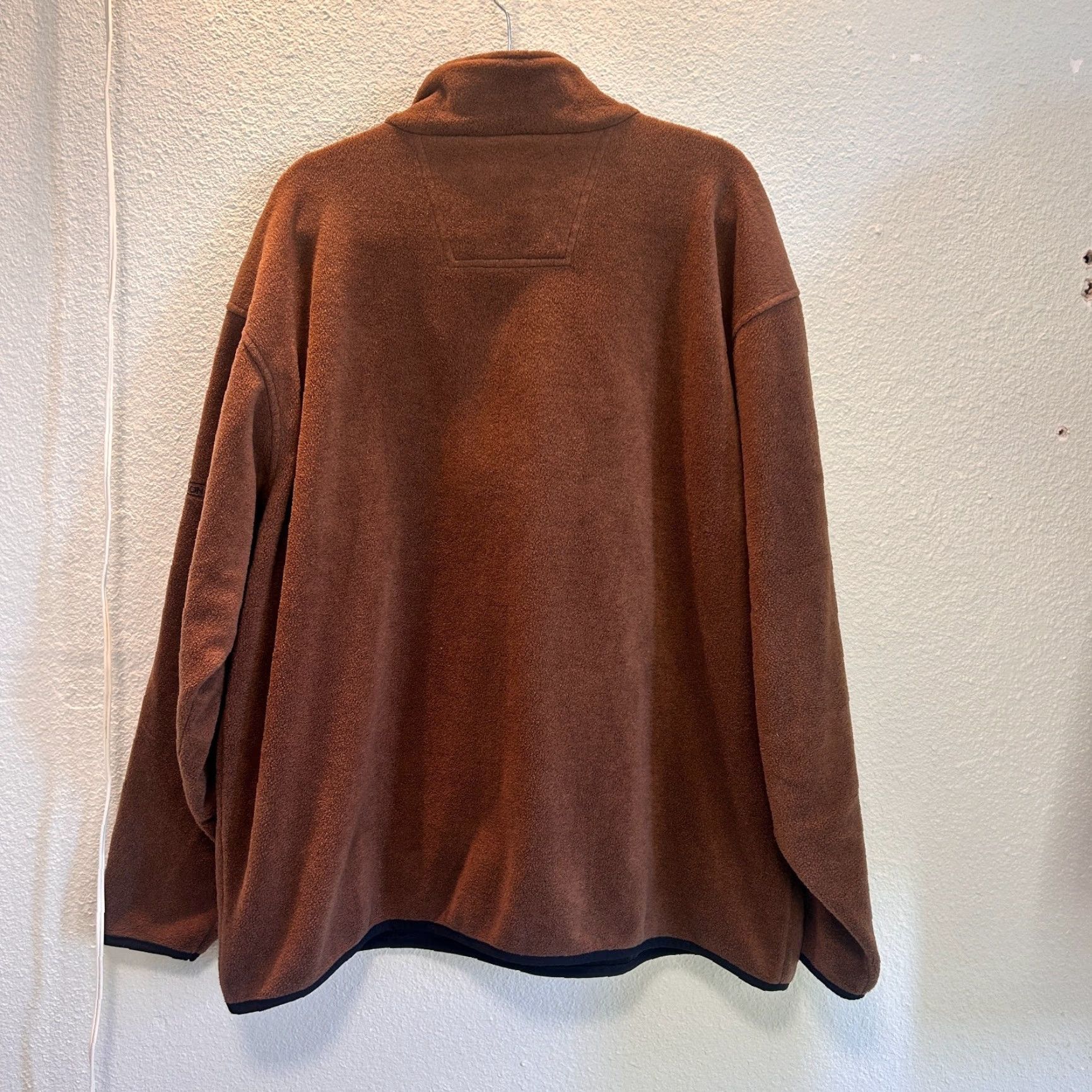 Vintage **Devon & Jones Mens 2XL Brown 1/2 Zip Fleece Jacket Pullover** User: **Devon & Jones Mens 2XL Brown Fleece 1/2 Zip Jacket Pullover** Size US XXL / EU 58 / 5 - 3 Thumbnail