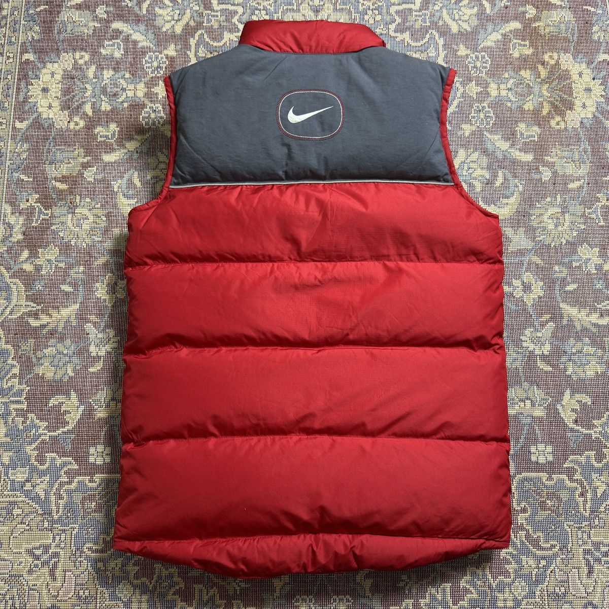 21x26 2000s Nike Down Puffer Vest Embroidered mini logo Y2K