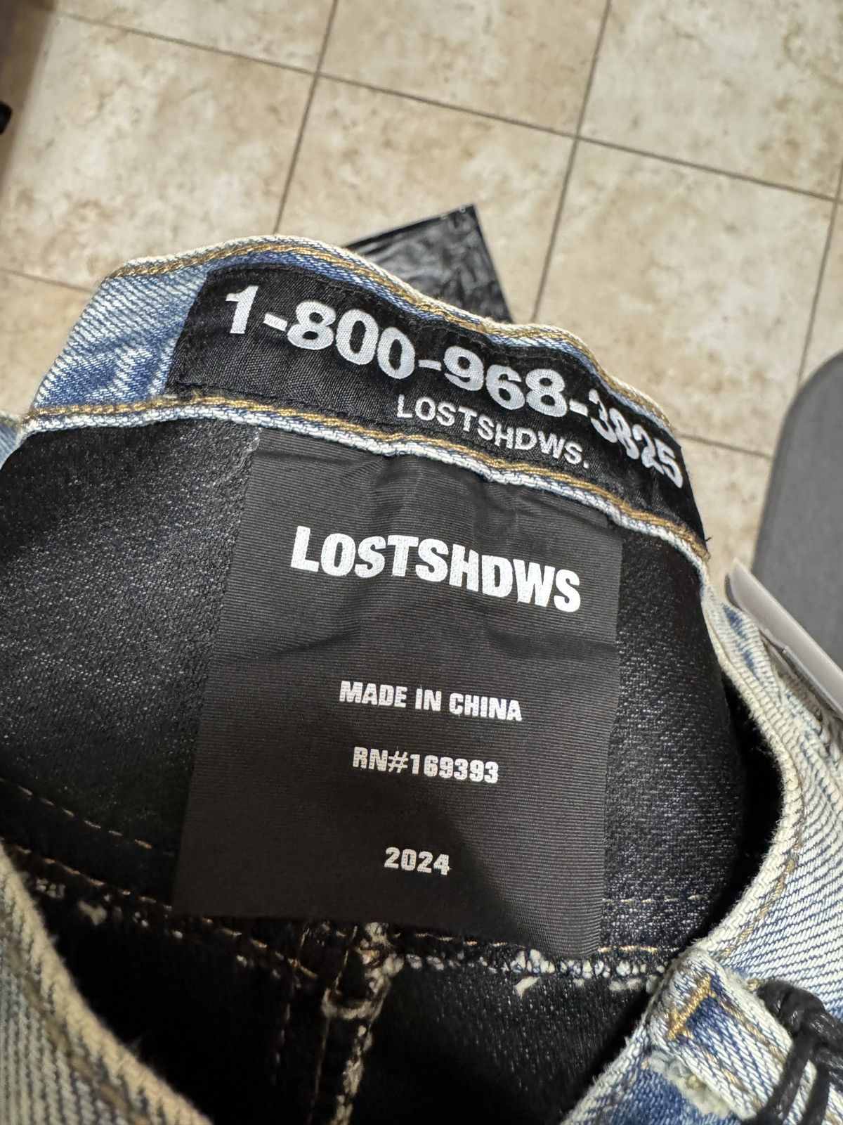 LOSTSHDWS **VERY RARE** COMPLEXCON LOSTSHDWS Embossed Logo Jeans 36 Size US 36 / EU 52 - 4 Thumbnail