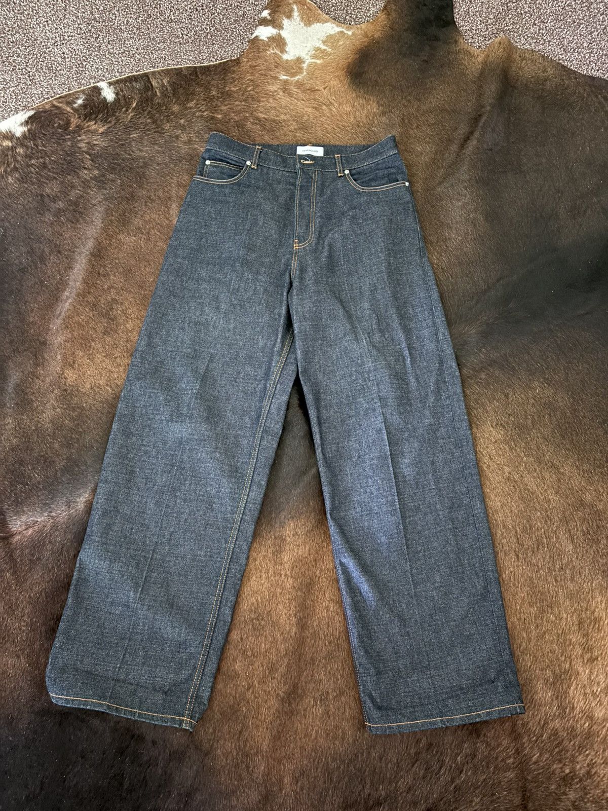 Salvatore Ferragamo Ferragamo dark wash relaxed/baggy denim Size US 32 / EU 48 - 1 Thumbnail