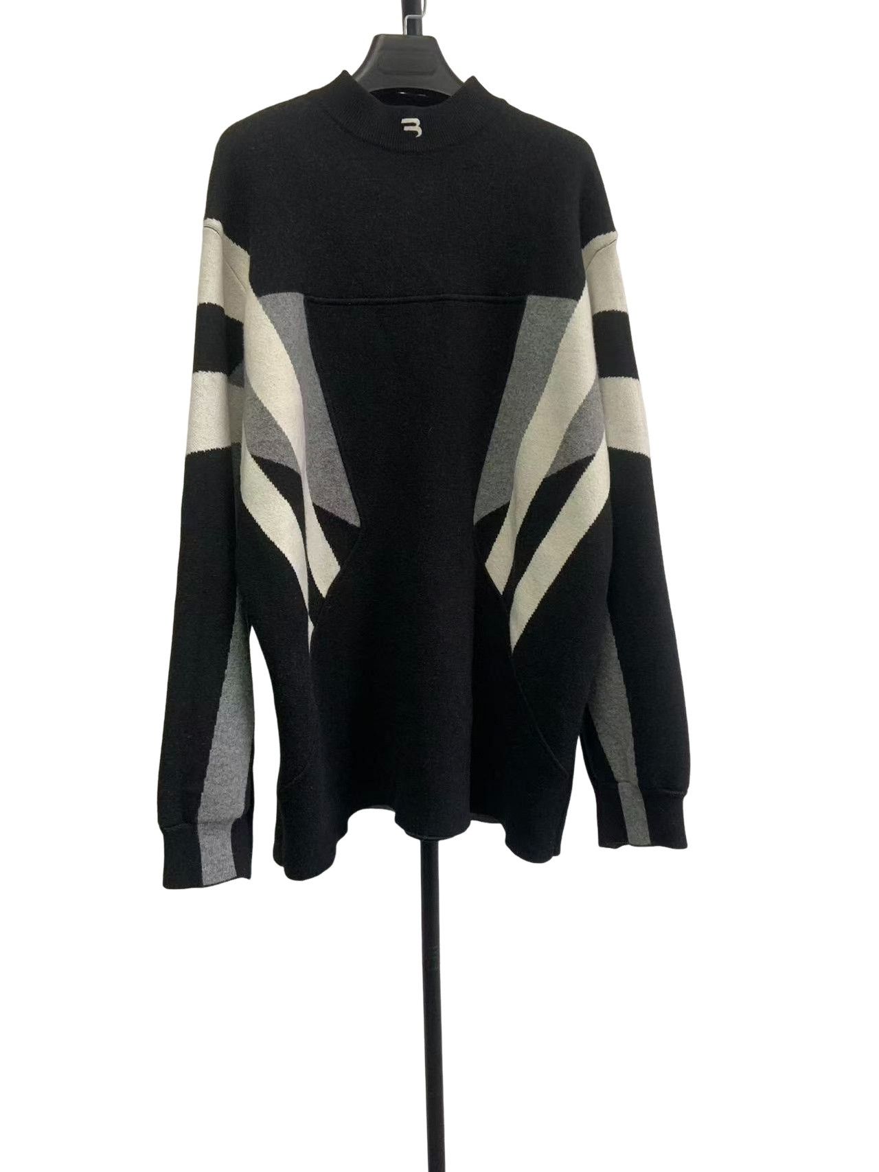 Balenciaga Balenciaga Paneled Cashmere Sweater Size 1 Size US S / EU 44-46 / 1 - 1 Thumbnail