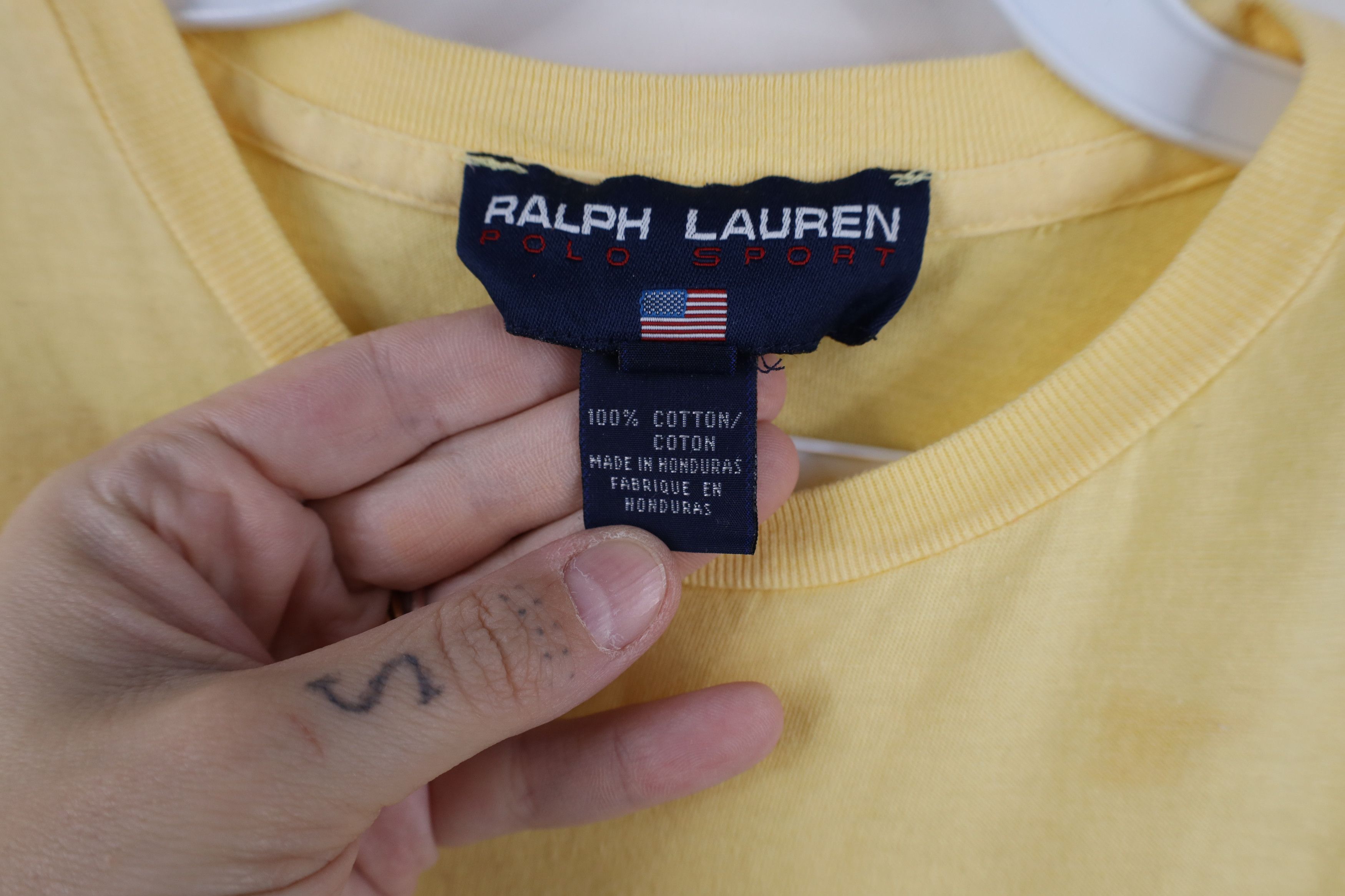 Ralph Lauren Vintage 90s Polo Sport Ralph Lauren Pocket T-Shirt Yellow Size US S / EU 44-46 / 1 - 11 Thumbnail