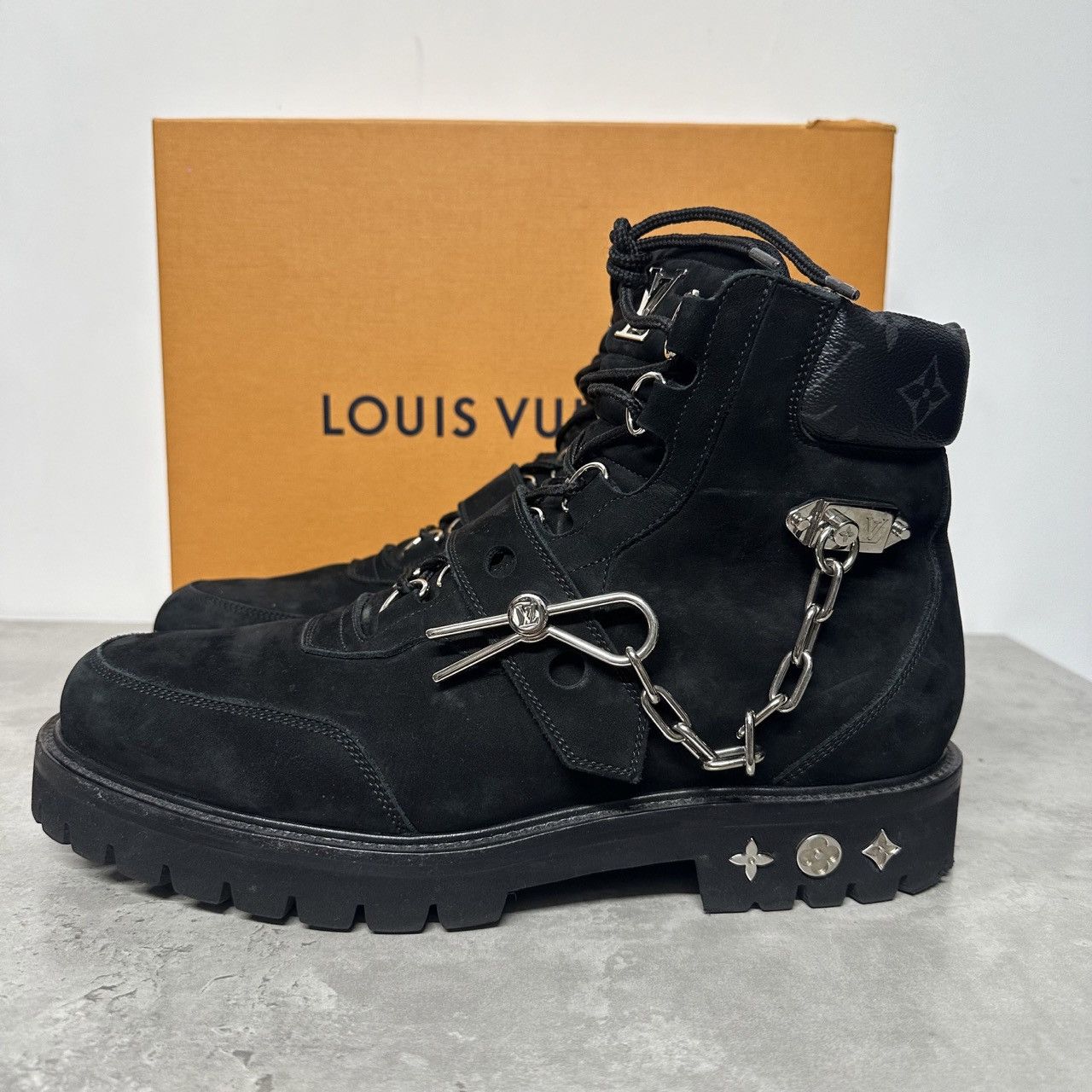 Louis Vuitton Louis Vuitton Size 8 staples edition rockstar creeper boots Size US 9 / EU 42 - 3 Thumbnail
