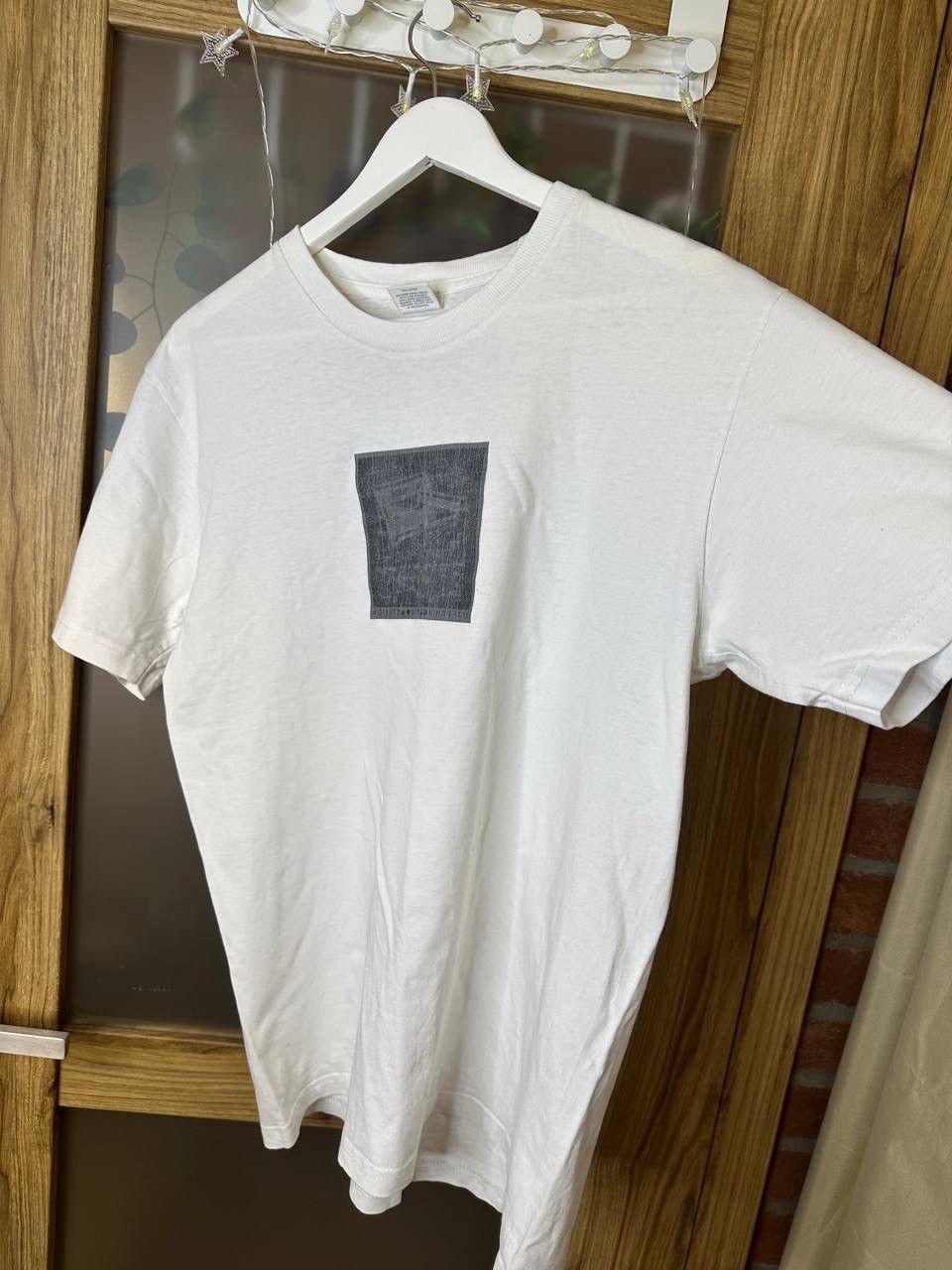 Supreme Supreme White Grey Centr Box Logo M Size US M / EU 48-50 / 2 - 4 Thumbnail