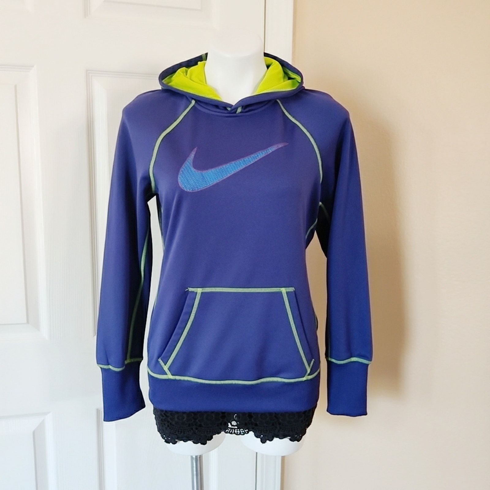 Nike Nike Therma-Fit embroidered logo hoodie sz M Size M / US 6-8 / IT 42-44 - 1 Thumbnail