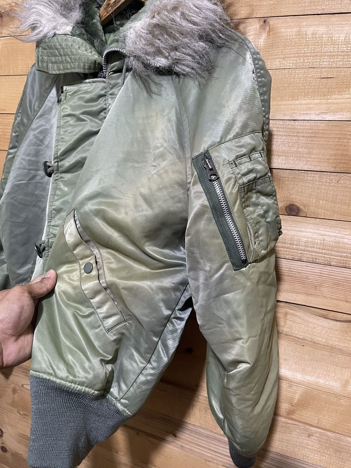 Other Vintage u.s army bomber jacket sun faded Size US M / EU 48-50 / 2 - 5 Thumbnail