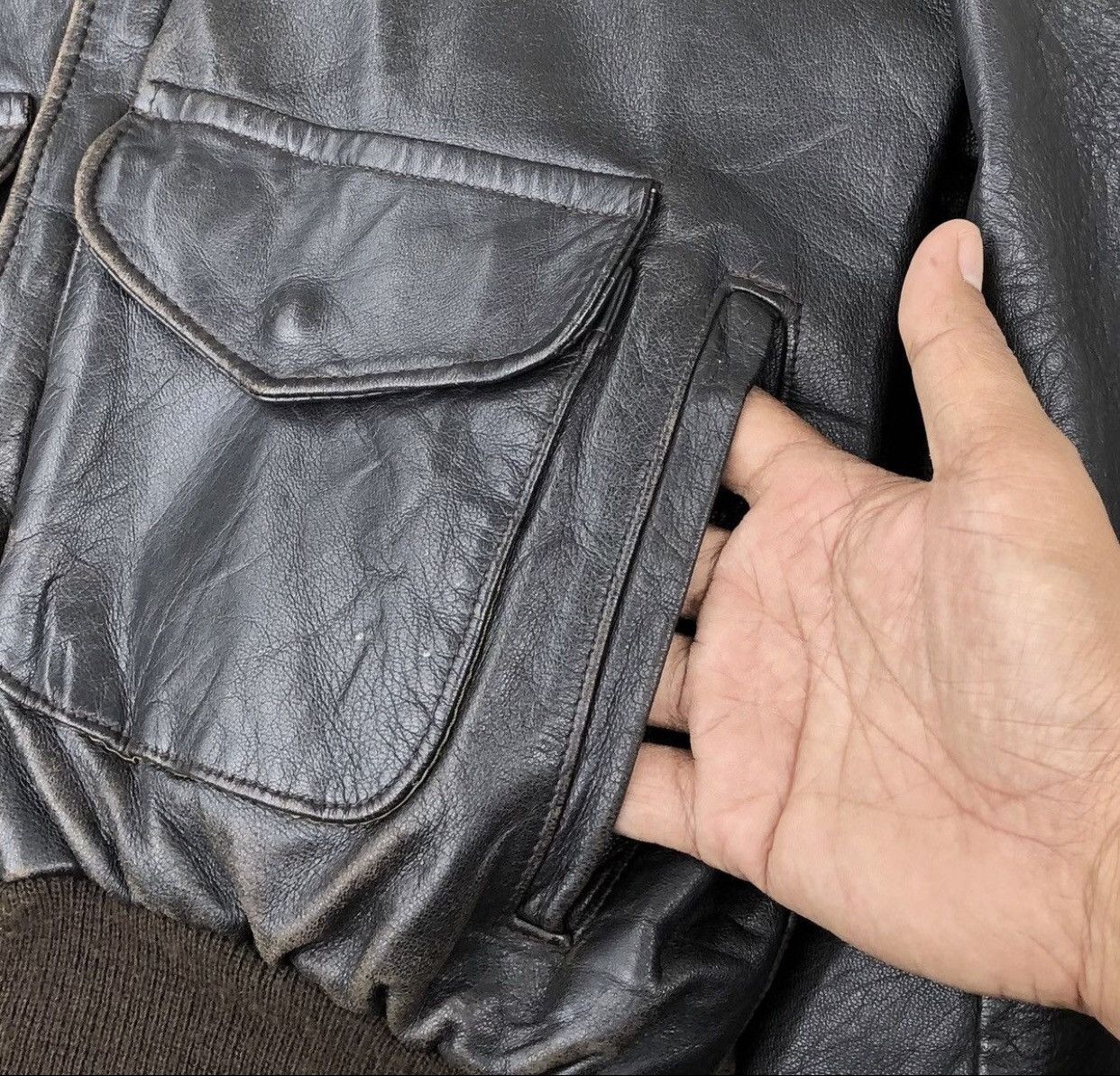 Schott VTG Schott Bros Leather Bomber flight Jacket Type 85 19-MS Size US M / EU 48-50 / 2 - 16 Thumbnail