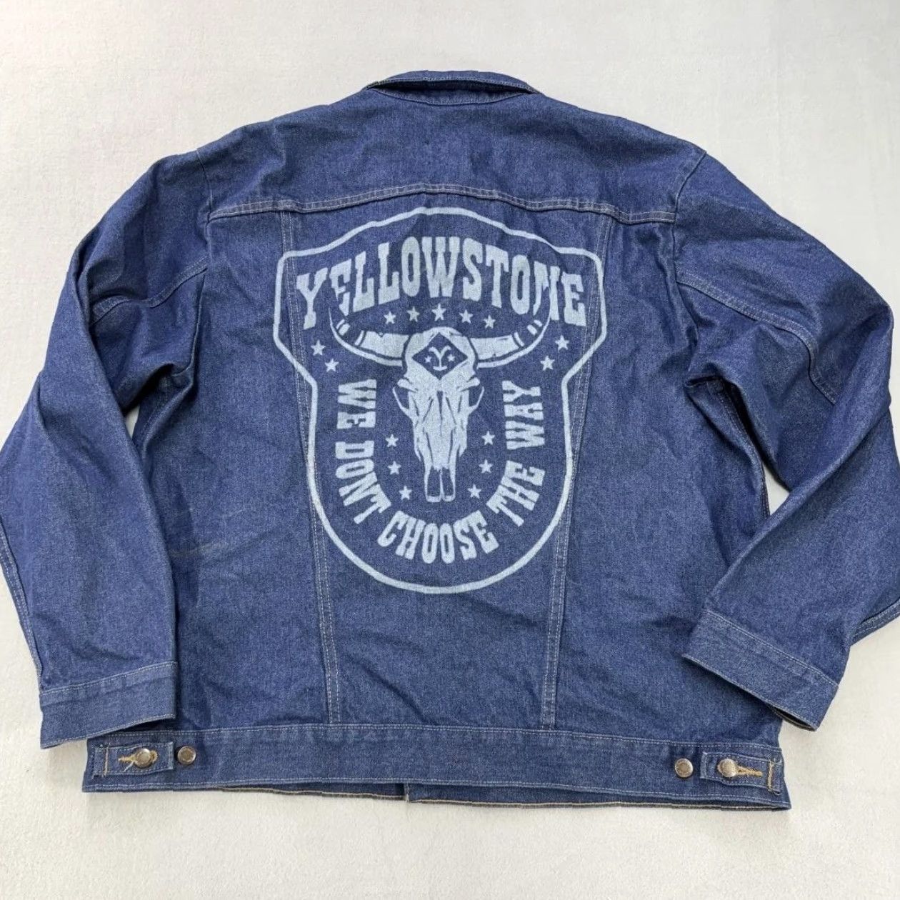 Wrangler VINTAGE Wrangler Yellowstone Jacket Mens 2XLT Blue Denim Western Skull Back Graphic Size US XXL / EU 58 / 5 - 6 Thumbnail