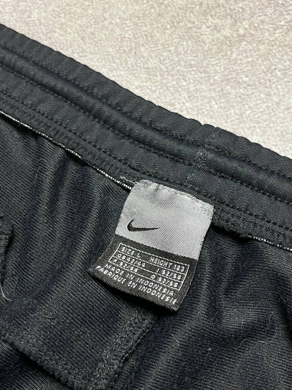 Nike × Vintage Vintage Nike Swoosh Baggy Trackpants Gorpcore L Size US 34 / EU 50 - 4 Thumbnail