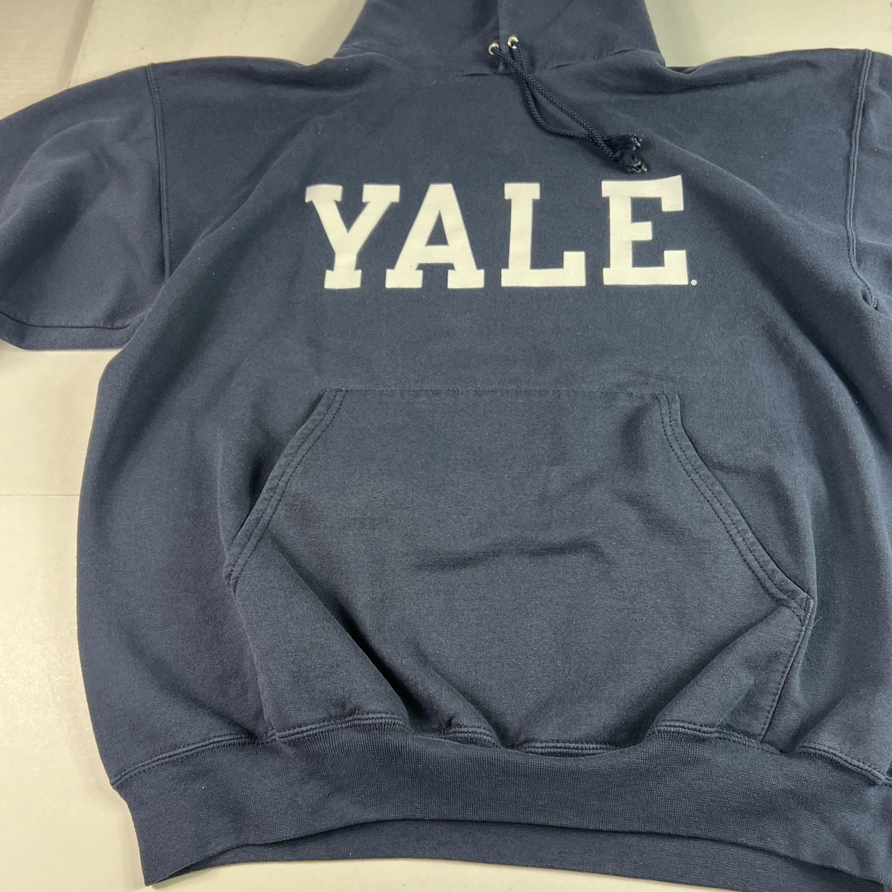 Champion Champion Yale Bulldogs Sweatshirt Blue Faded Logo Hoodie Size US L / EU 52-54 / 3 - 7 Thumbnail