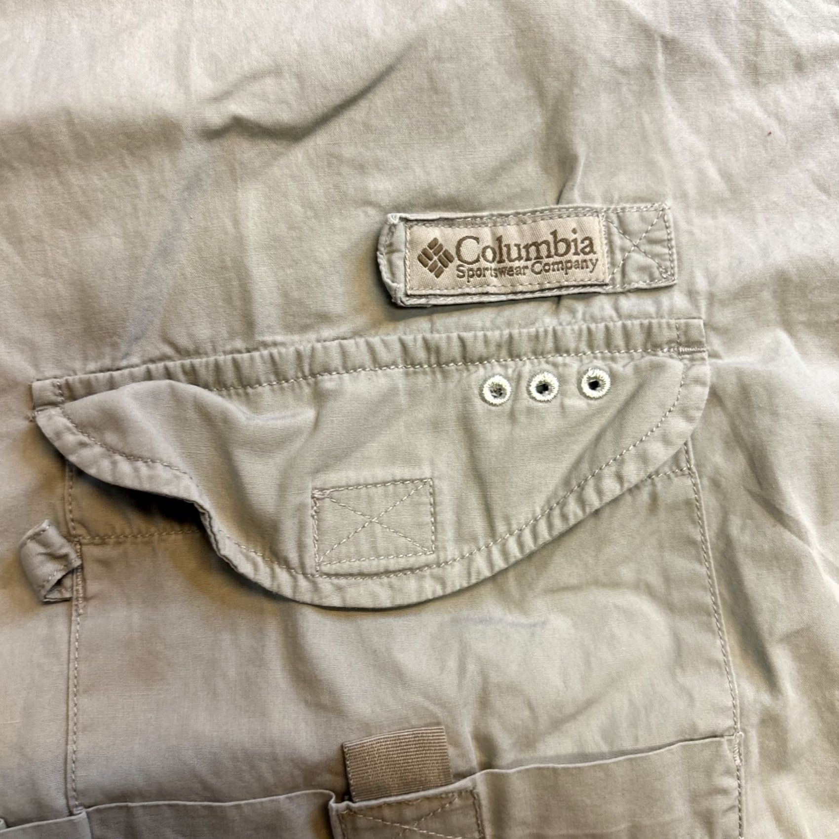 Vintage VINTAGE Columbia PFG Button Up Long Sleeve Shirt Men’s Large Khaki Hunting Hike Mens L Beige Regular Shirts Size US L / EU 52-54 / 3 - 3 Thumbnail
