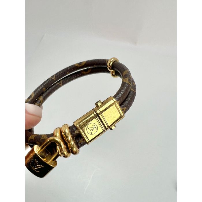 LOUIS VUITTON Monogram Keep It Twice Bracelet 17 1217219