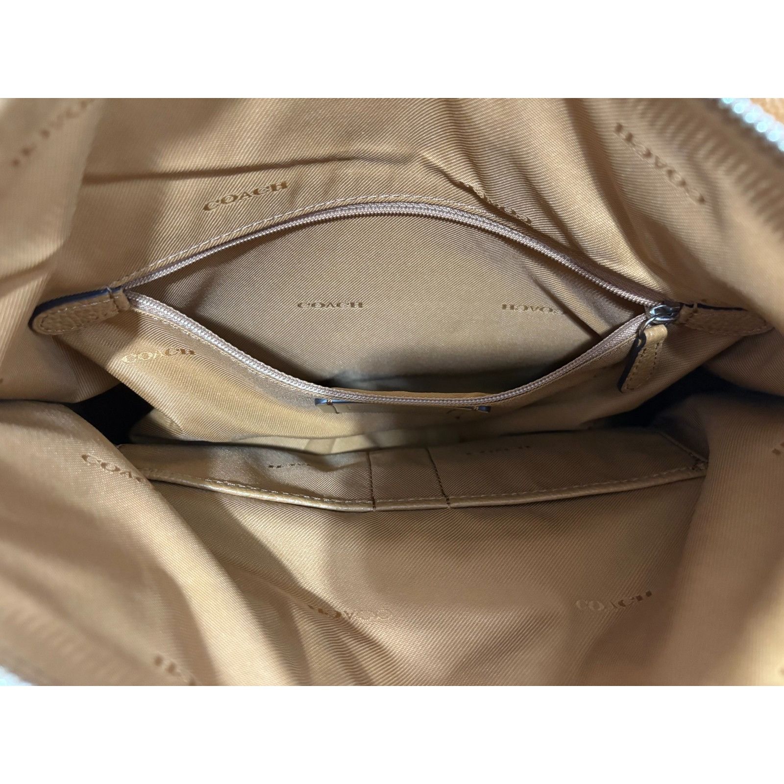 Coach Coach Turnlock Hobo Bag 24771 Pebbled Leather Saddle Tan Size ONE SIZE - 10 Thumbnail