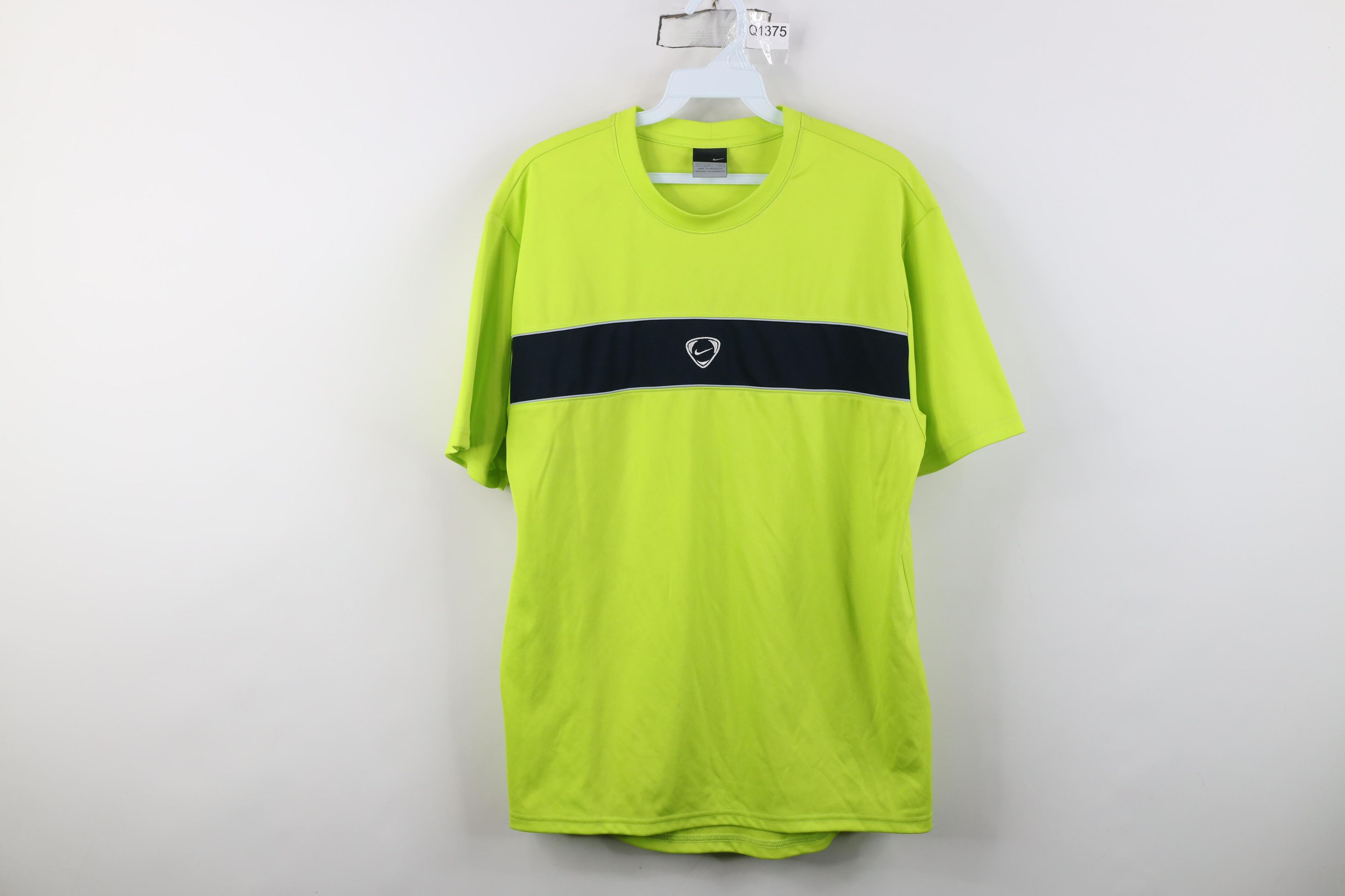 Nike Vintage Y2K Nike Total 90s Soccer Center Swoosh T-Shirt Size US S / EU 44-46 / 1 - 1 Thumbnail