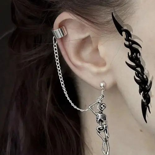 Other Skull Skeleton Pendant Dangle Earrings Size ONE SIZE - 1 Thumbnail