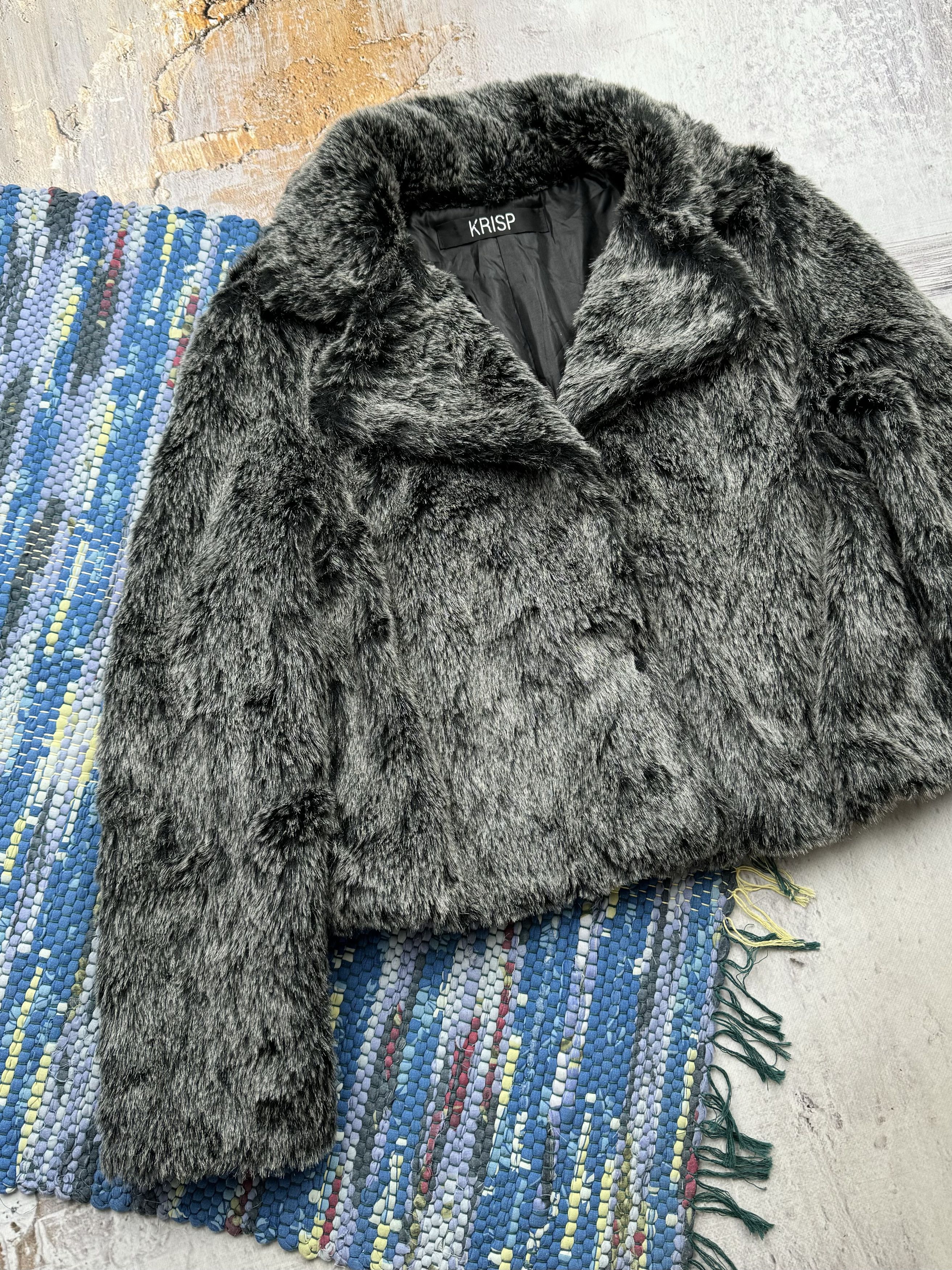Vintage Vintage Cropped Faux Fur Coat A687D15(378) Size M / US 6-8 / IT 42-44 - 2 Thumbnail