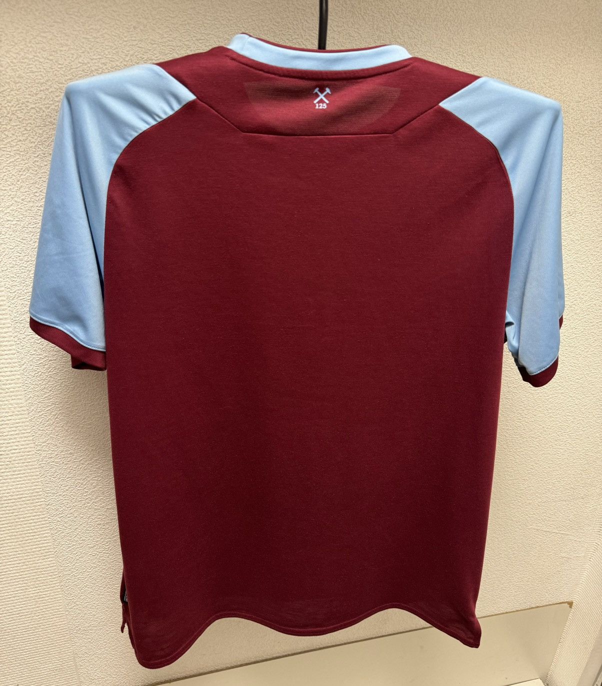 Umbro WestHamUnited West Ham United Umbro soccer jersey Xl Size US XL / EU 56 / 4 - 2 Thumbnail