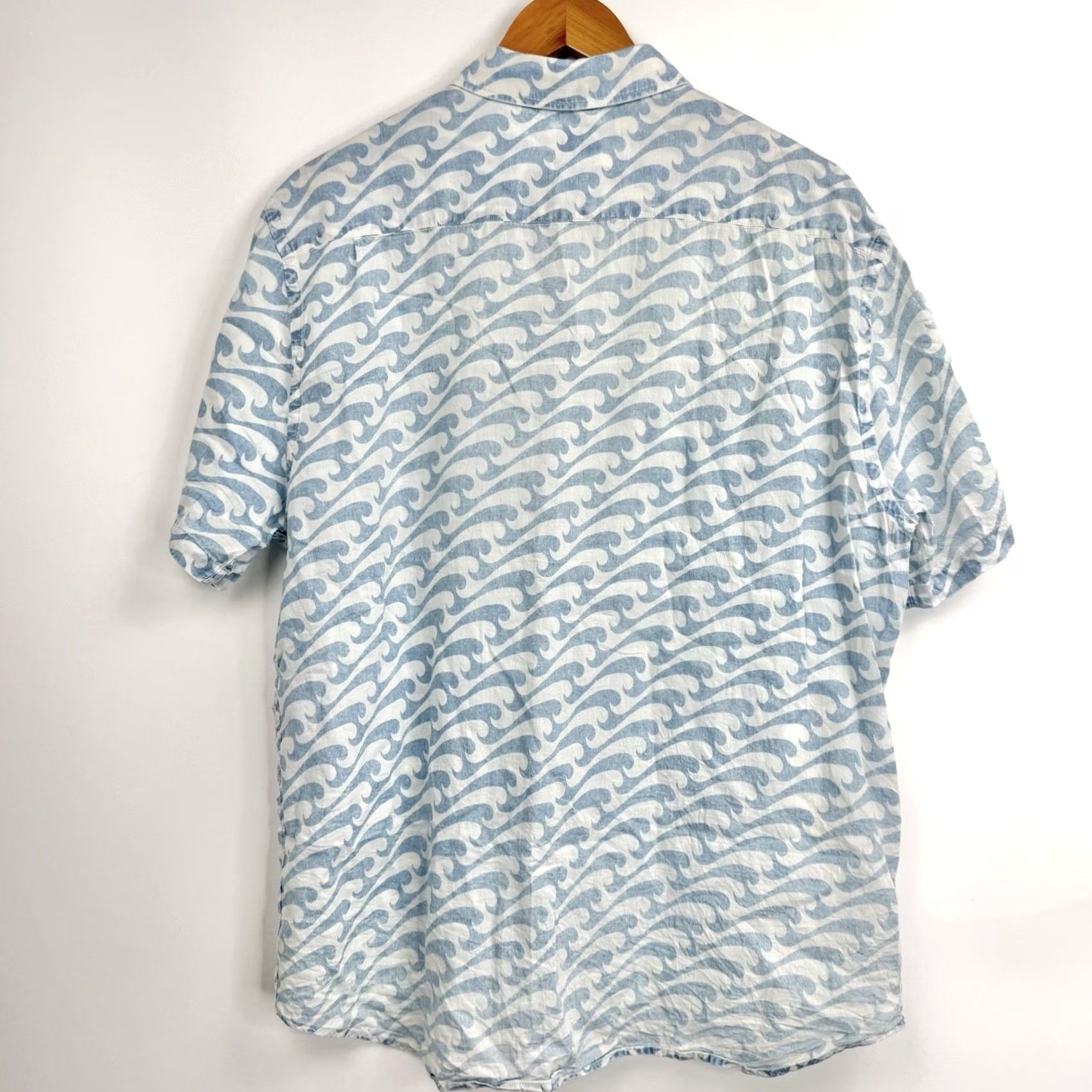 Faherty Faherty Mens Large Button Down Short Sleeve Shirt Indigo Dyed Tidal Waves Cotton Floral Pattern Indigo/Blue Vintage: No Size US L / EU 52-54 / 3 - 8 Thumbnail