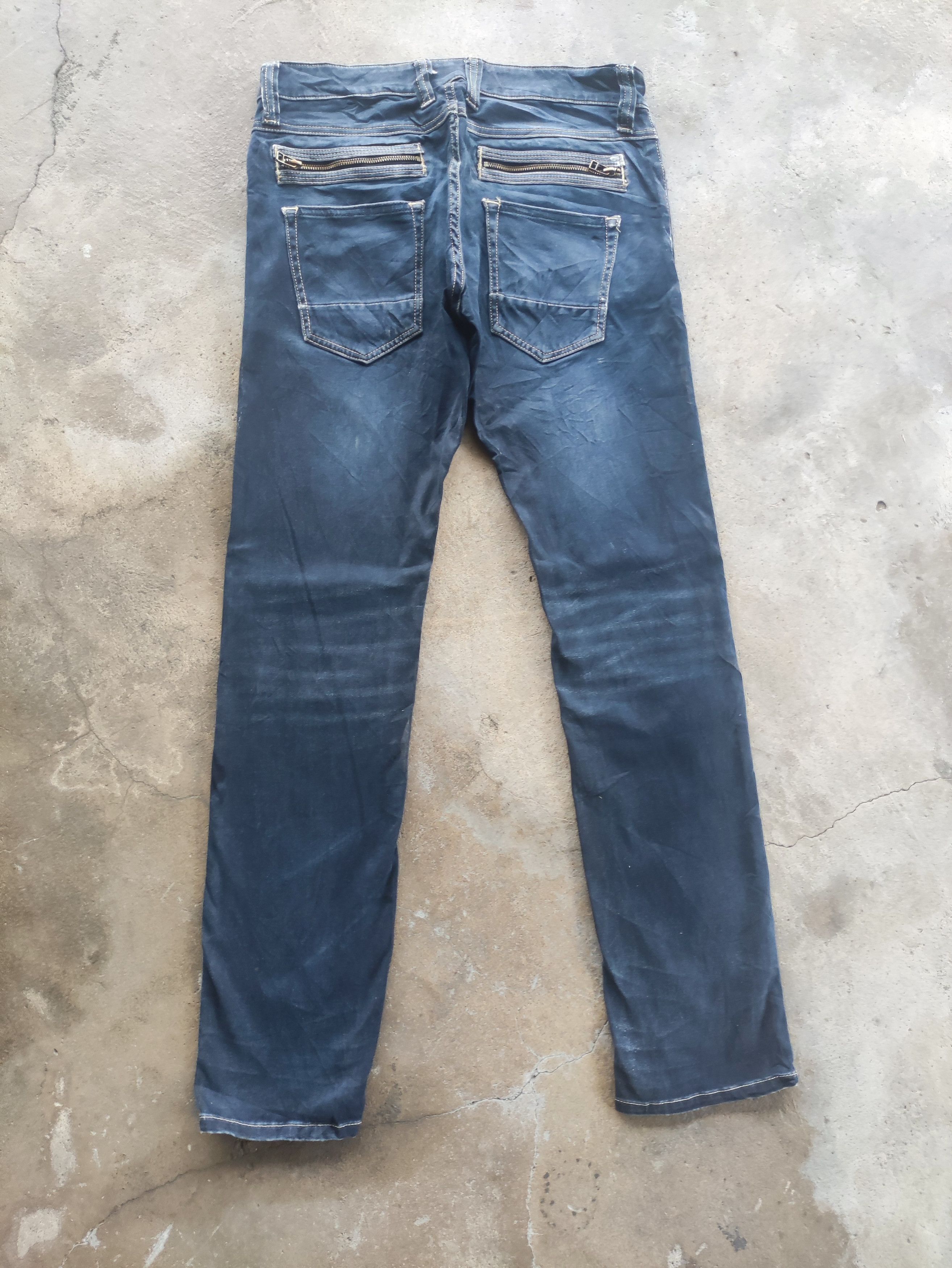Japanese Brand Vintage Japanese Brand Straight Cut Ripped Pants Size US 34 / EU 50 - 8 Thumbnail