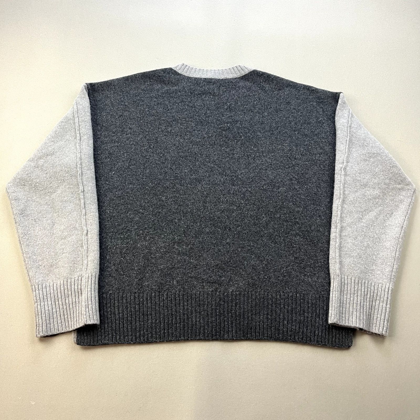 Everlane Everlane Sweater Medium Gray Knit Everlane Good Merino Wool Size M / US 6-8 / IT 42-44 - 3 Thumbnail