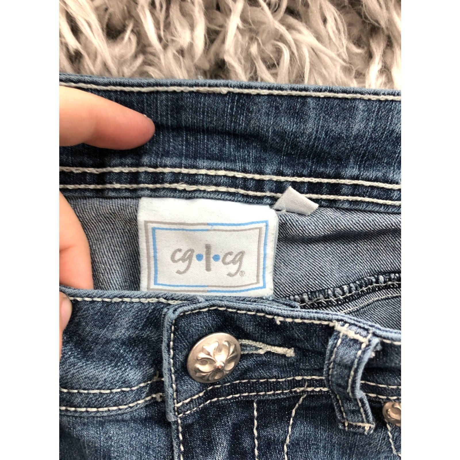Denime cg|cg Bermuda Shorts Womens Size 4 Mid Rise Dark Wash Blue Denim Jeans Bermuda Shorts Women Size 4 Dark Wash cg|cg Size 27" / US 4 / IT 40 - 6 Thumbnail