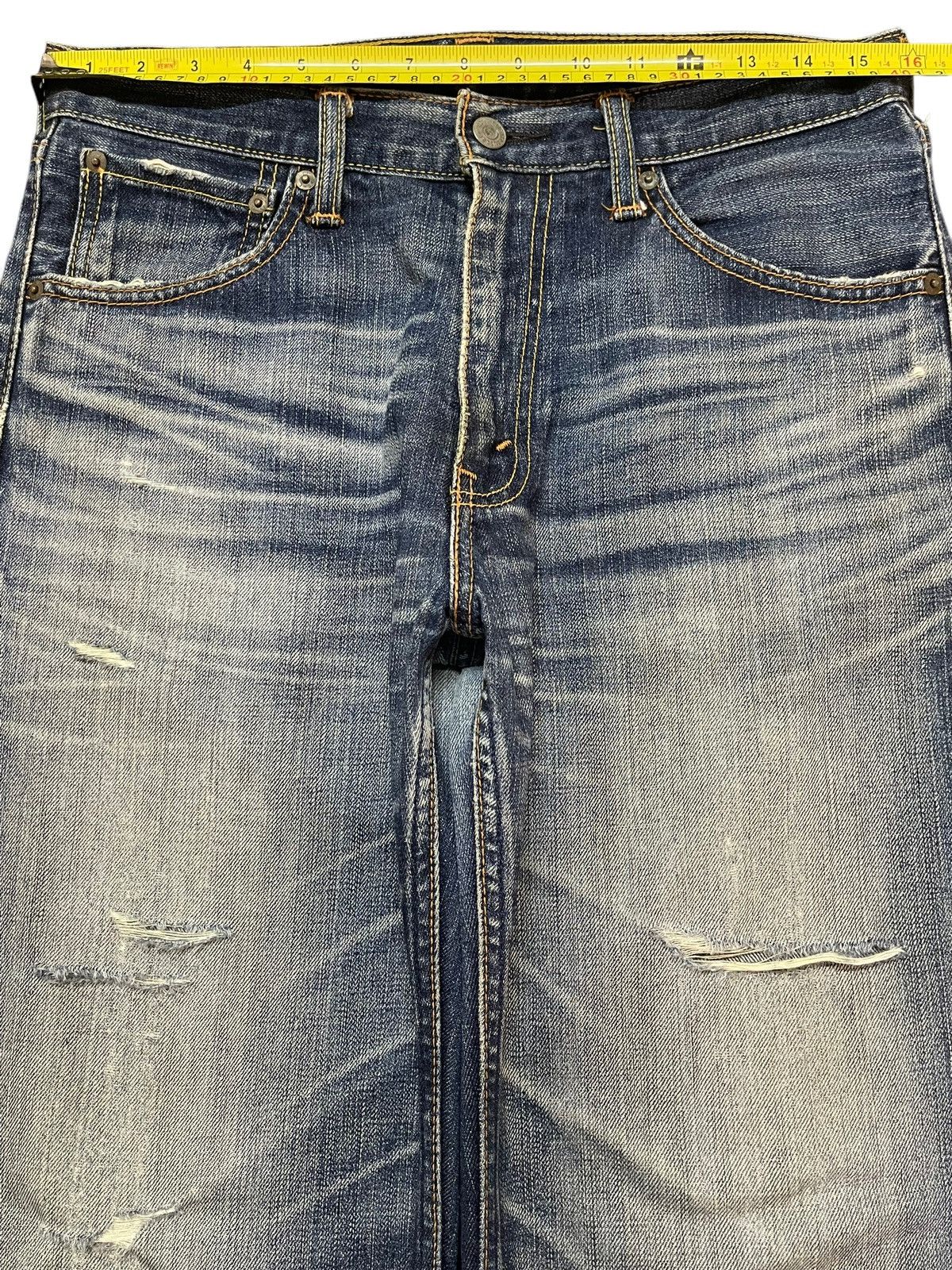 Levi's Vintage 90s Levis 703 Blue Faded Wash Distressed Baggy Jeans Size US 31 - 12 Thumbnail