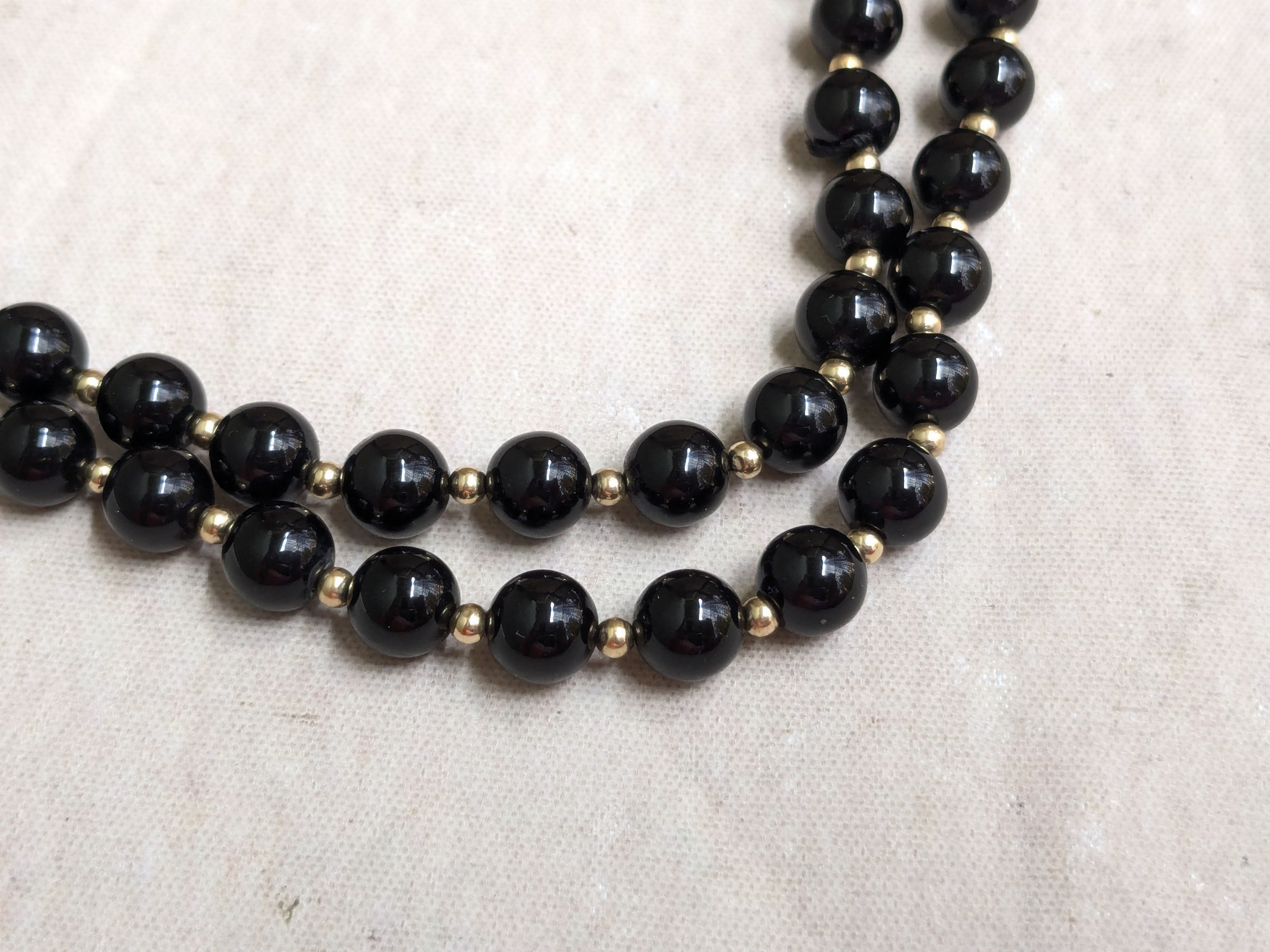 Vintage Black onyx 13k gold necklace 30" Beads Round Sphere Size ONE SIZE - 4 Thumbnail