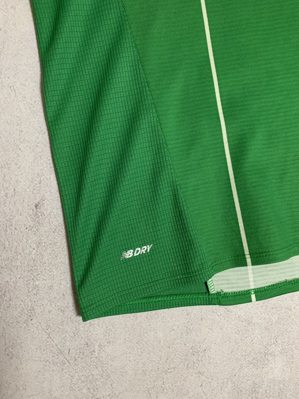 New Balance × Vintage Vintage New Balance Celtic Jersey Football Shirt 2015/2016 Size US XXL / EU 58 / 5 - 7 Thumbnail