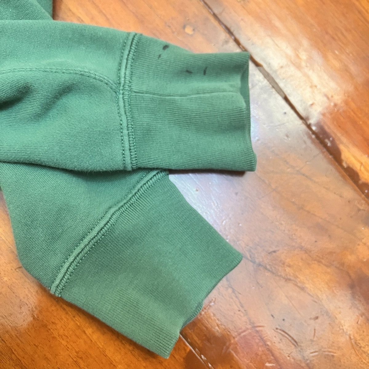 Uniqlo Japanese Brand Uniqlo Hoodie Faded Thrashed Size US M / EU 48-50 / 2 - 3 Thumbnail