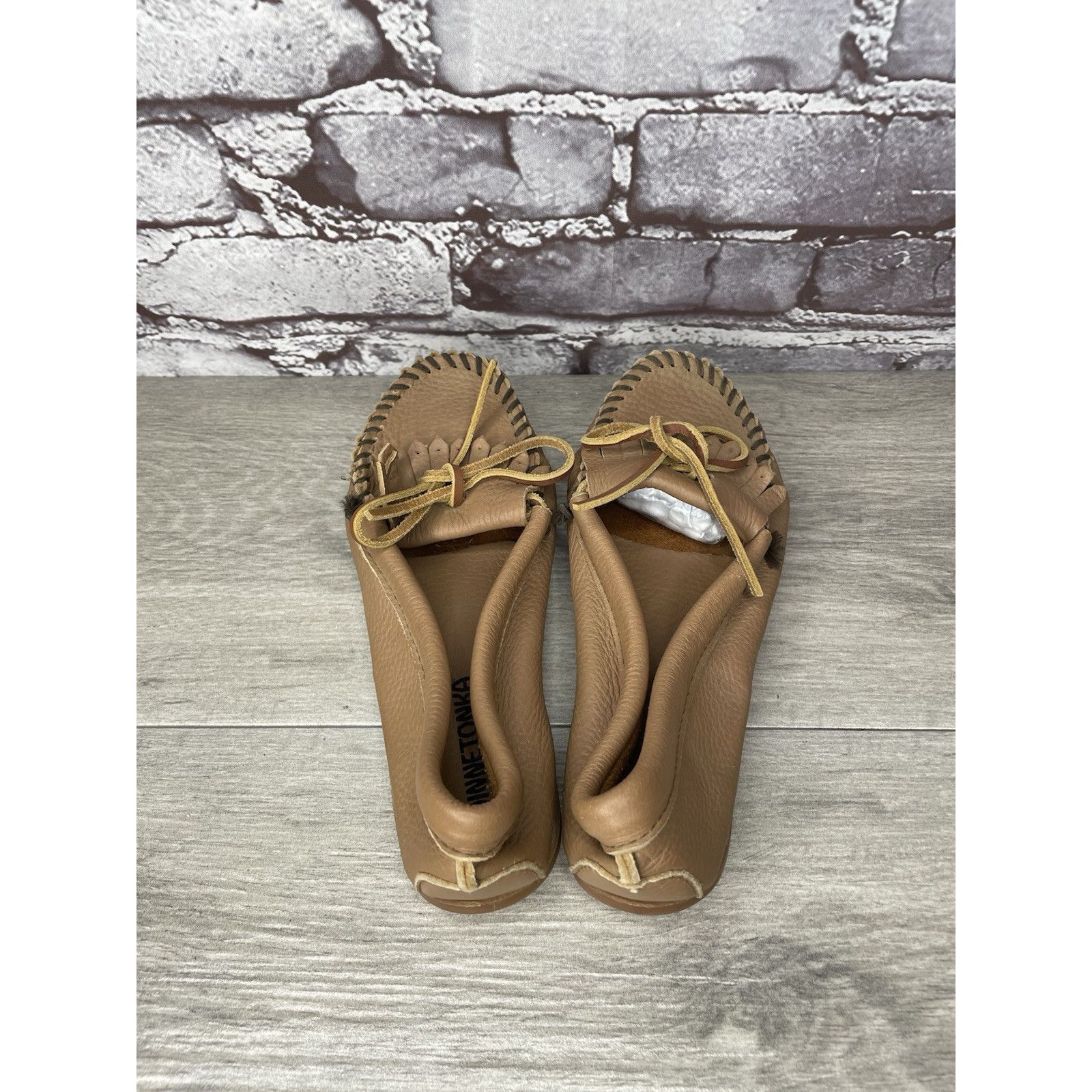 Minnetonka Minnetonka Moccasins Brown Leather Driving Moccasin Loafers Size US 6 / IT 36 - 10 Thumbnail