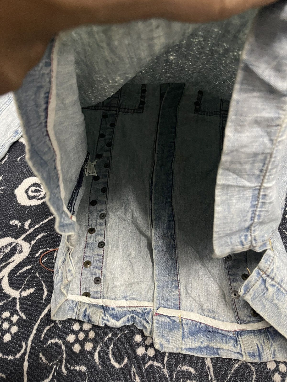 Japanese Brand 2000s KMRII INSPIRED STUDDED DENIM BUTTON UP DISTRESSED Size US S / EU 44-46 / 1 - 23 Thumbnail