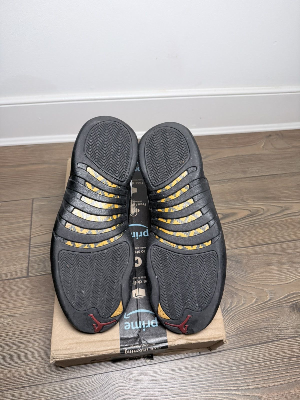 Jordan Brand Air Jordan 12 Retro “Taxi” – 2013 – White/Black – Men’s Size US 10.5 / EU 43-44 - 4 Thumbnail