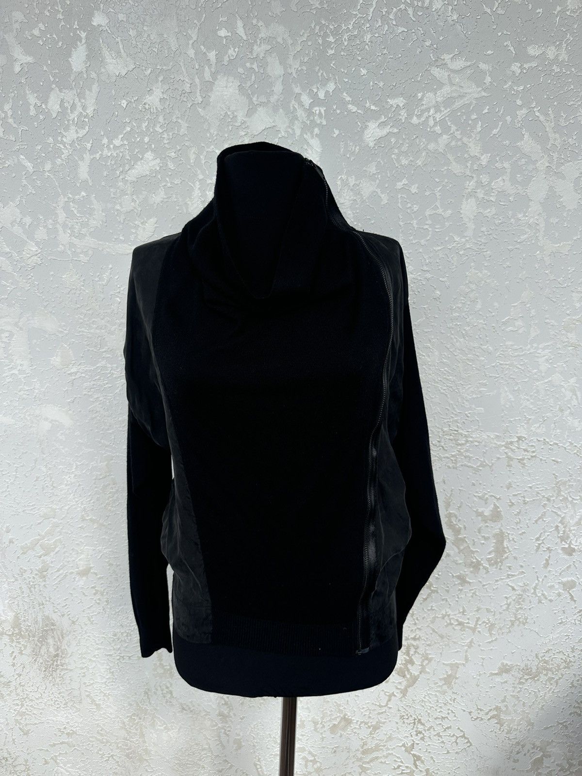 Diesel diesel sweater women full zip avantgarde opium Y2K size XS Size XS / US 0-2 / IT 36-38 - 2 Thumbnail
