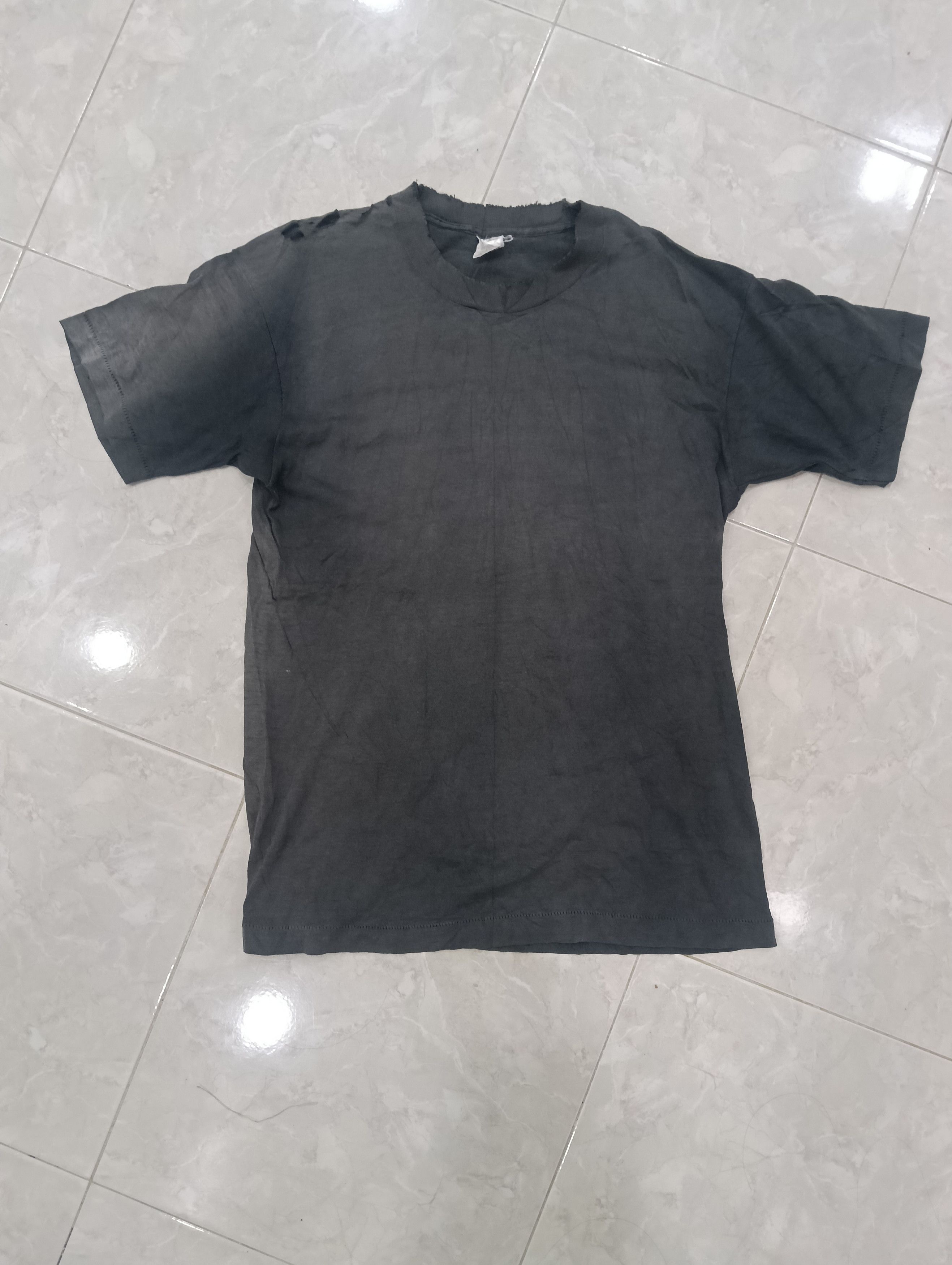 Fruit Of The Loom Rare Vintage Thrashed Tee Size US M / EU 48-50 / 2 - 2 Thumbnail