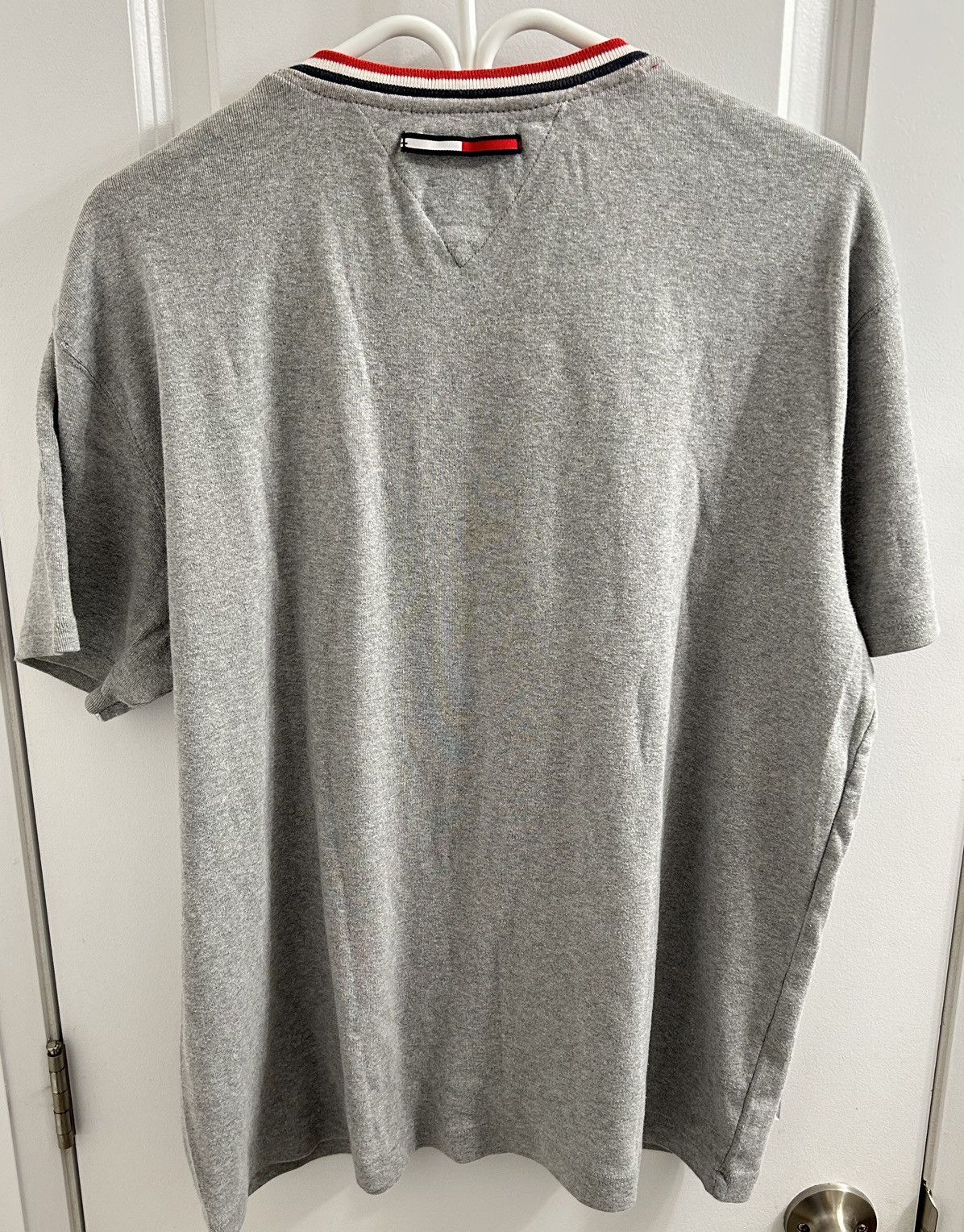 Tommy Hilfiger × Tommy Jeans Tommy Jeans - Tommy Hilfiger Mens Grey V Neck Shirt Size US XL / EU 56 / 4 - 6 Thumbnail