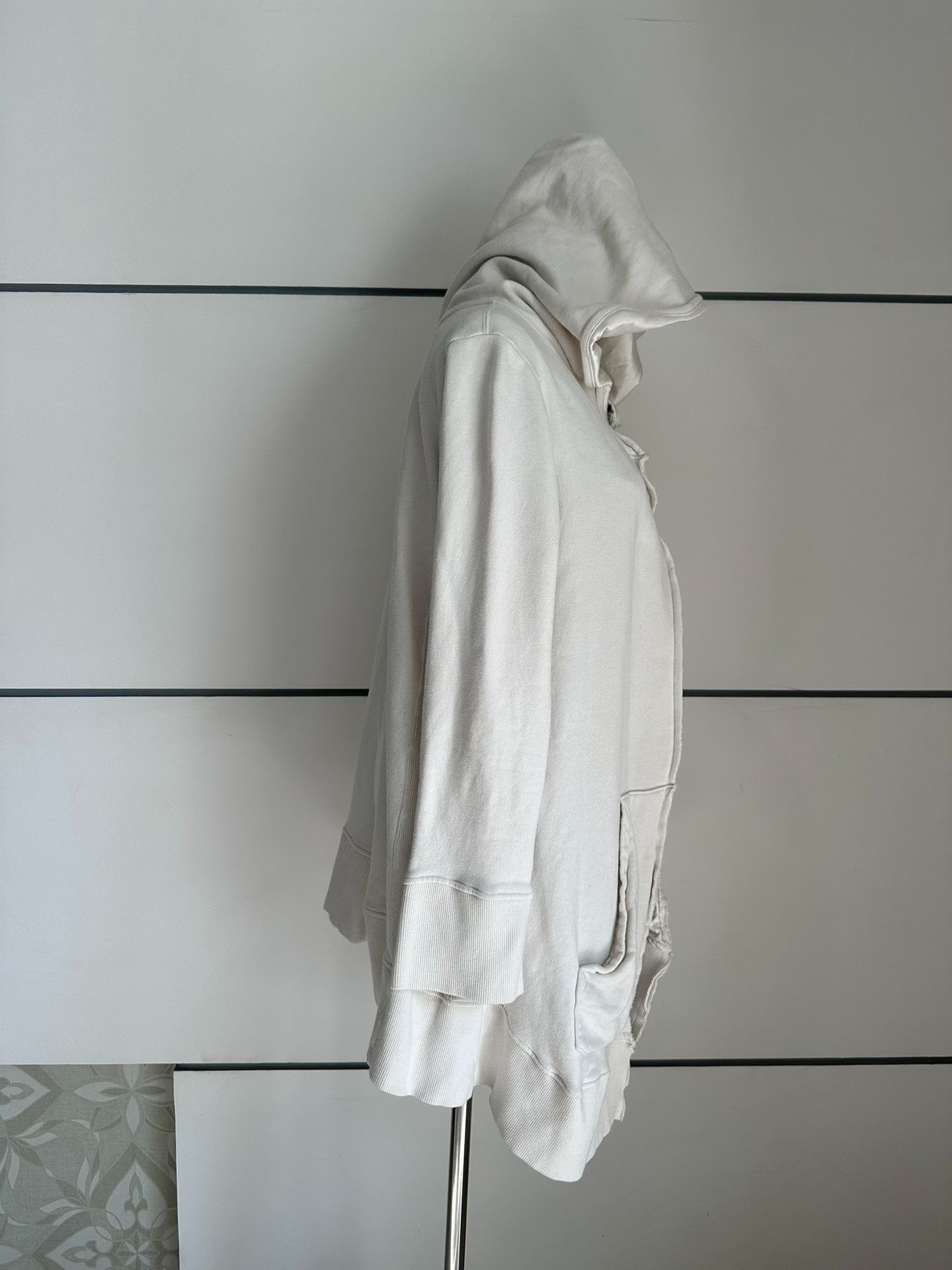 Undercover UNDERCOVER 04SS Languid: Asymmetric hoodie with a seasonal Size M / US 6-8 / IT 42-44 - 4 Thumbnail