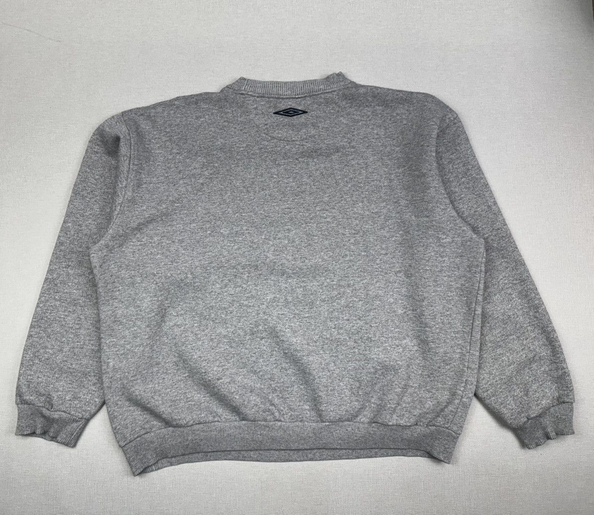 Umbro × Vintage Men’s Vintage Umbro Crew Neck Oversized Sweatshirt Retro Size US L / EU 52-54 / 3 - 7 Thumbnail